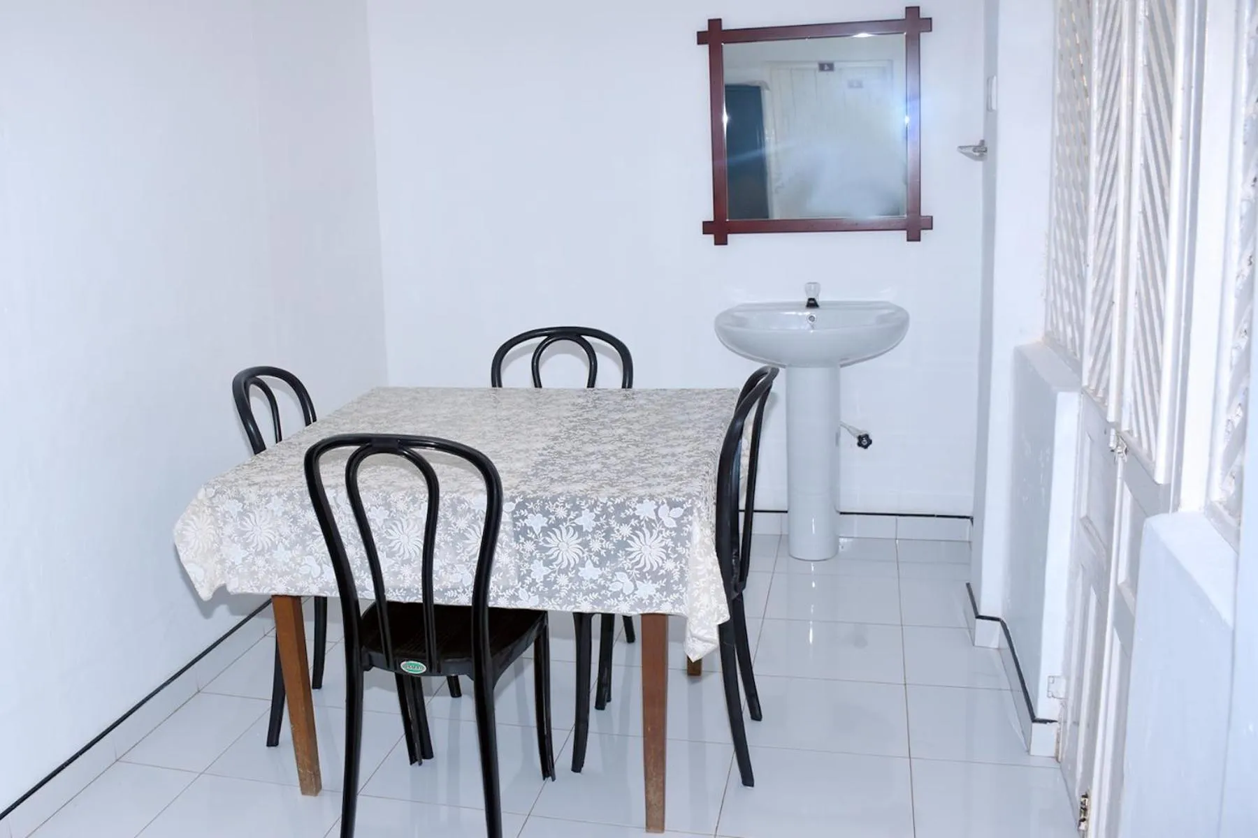 Bon Voyaage Tourist Inn