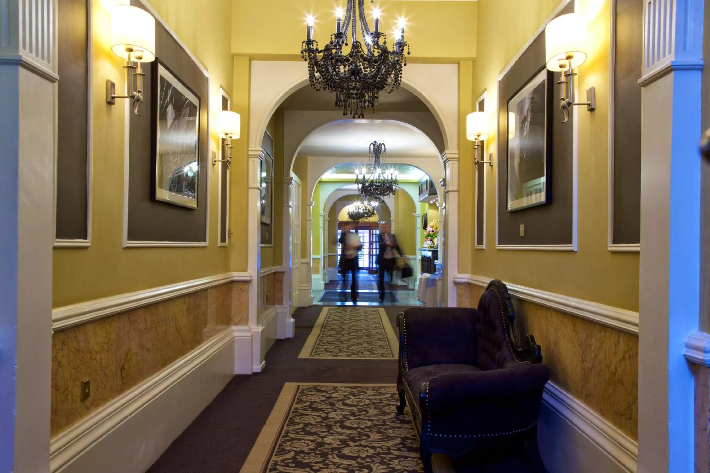 Lobby or reception, Lounge/Bar in Derby Midland Hotel, BW Signature Collection