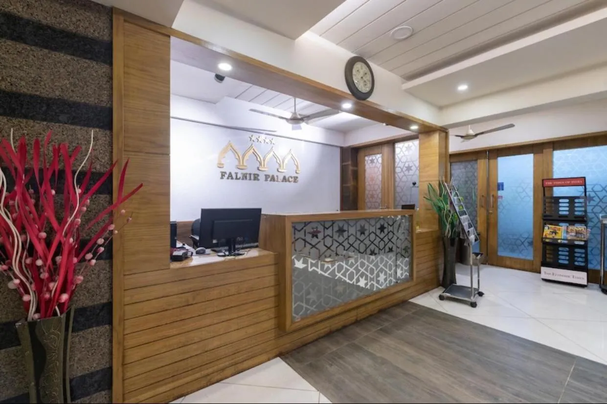 Lobby or reception in Falnir Palace