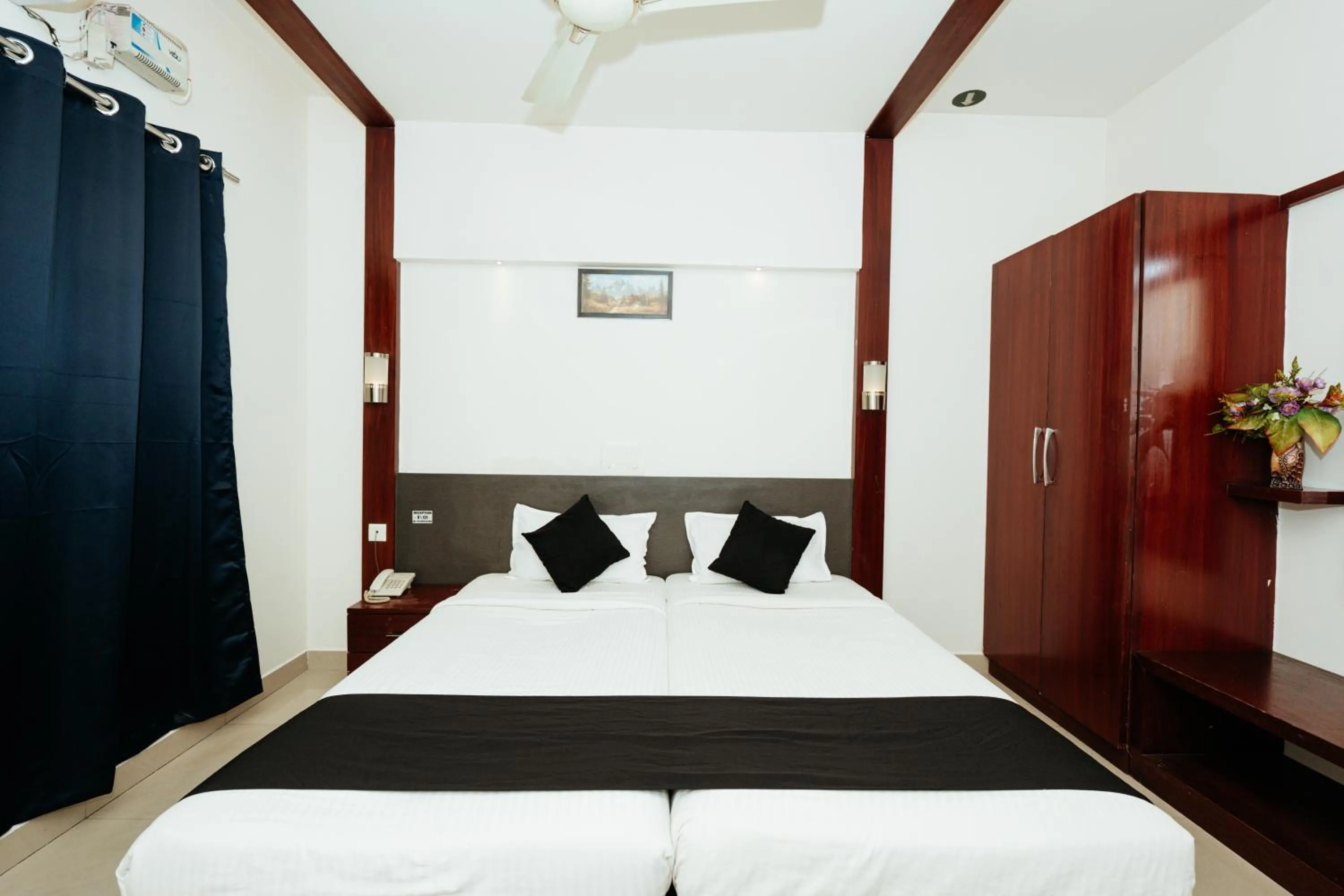 Bed in Falnir Palace
