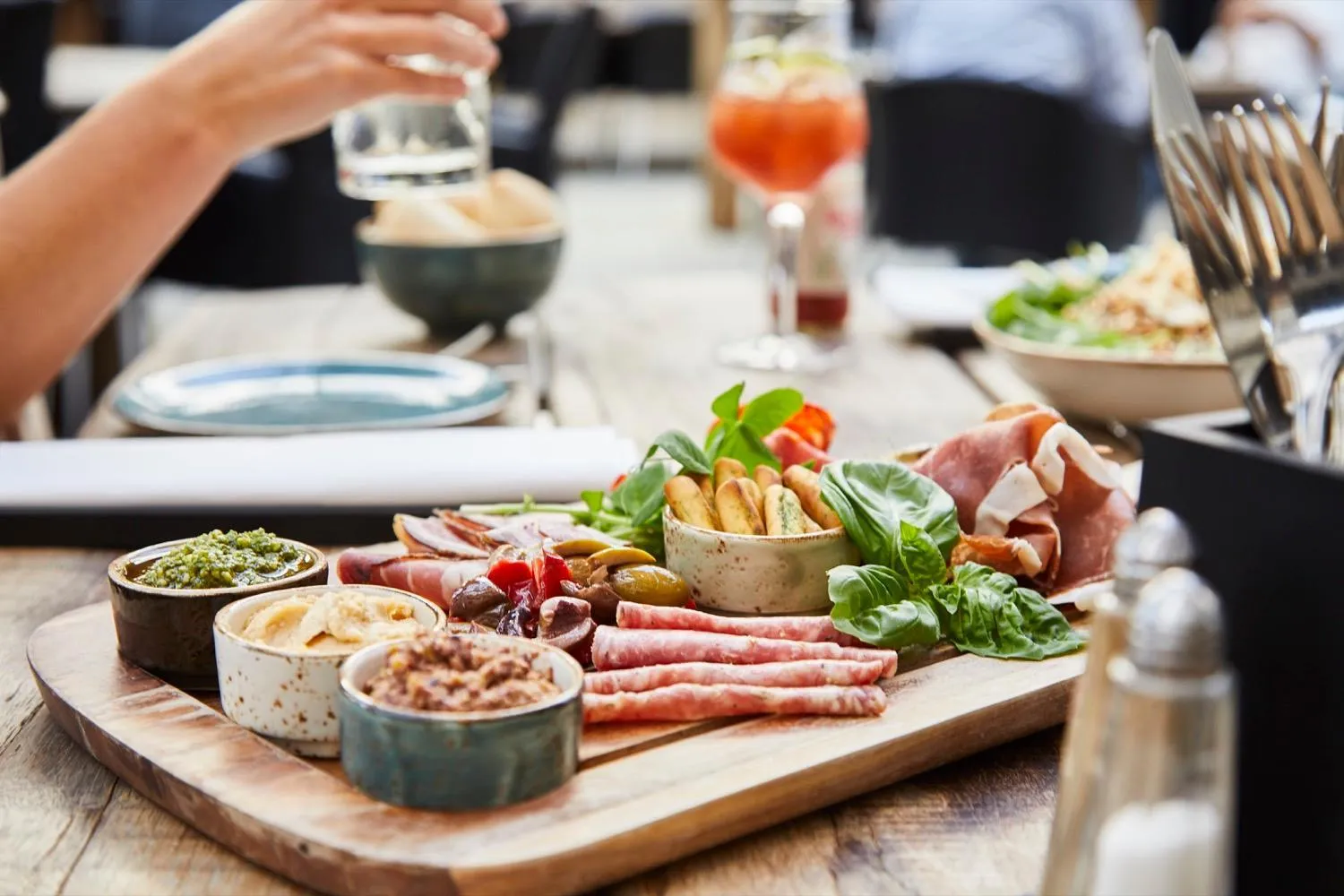 Restaurant/places to eat in Best Western ToRVEhallerne