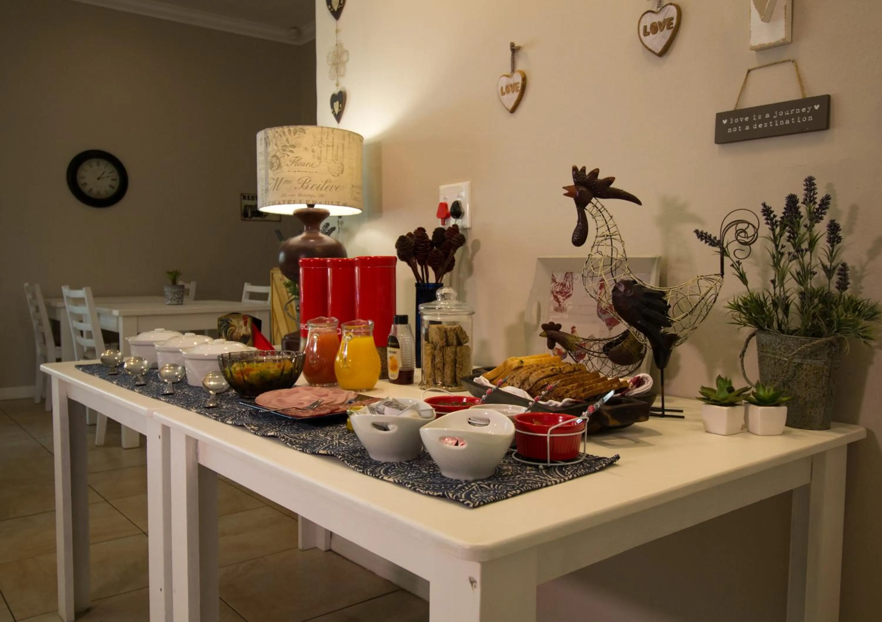 Breakfast in House on Olof Palme