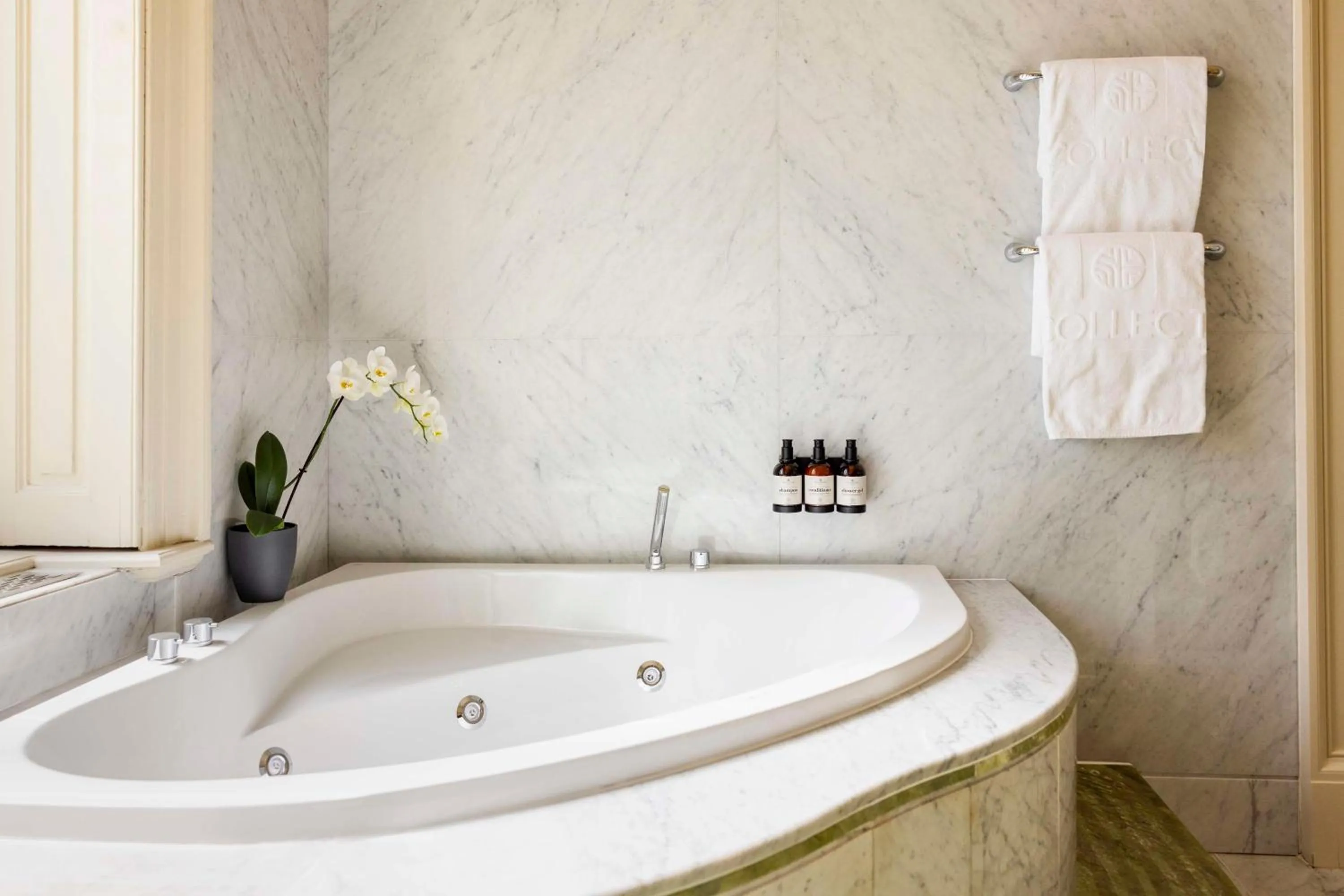 Bathroom in NH Collection Prague Carlo IV