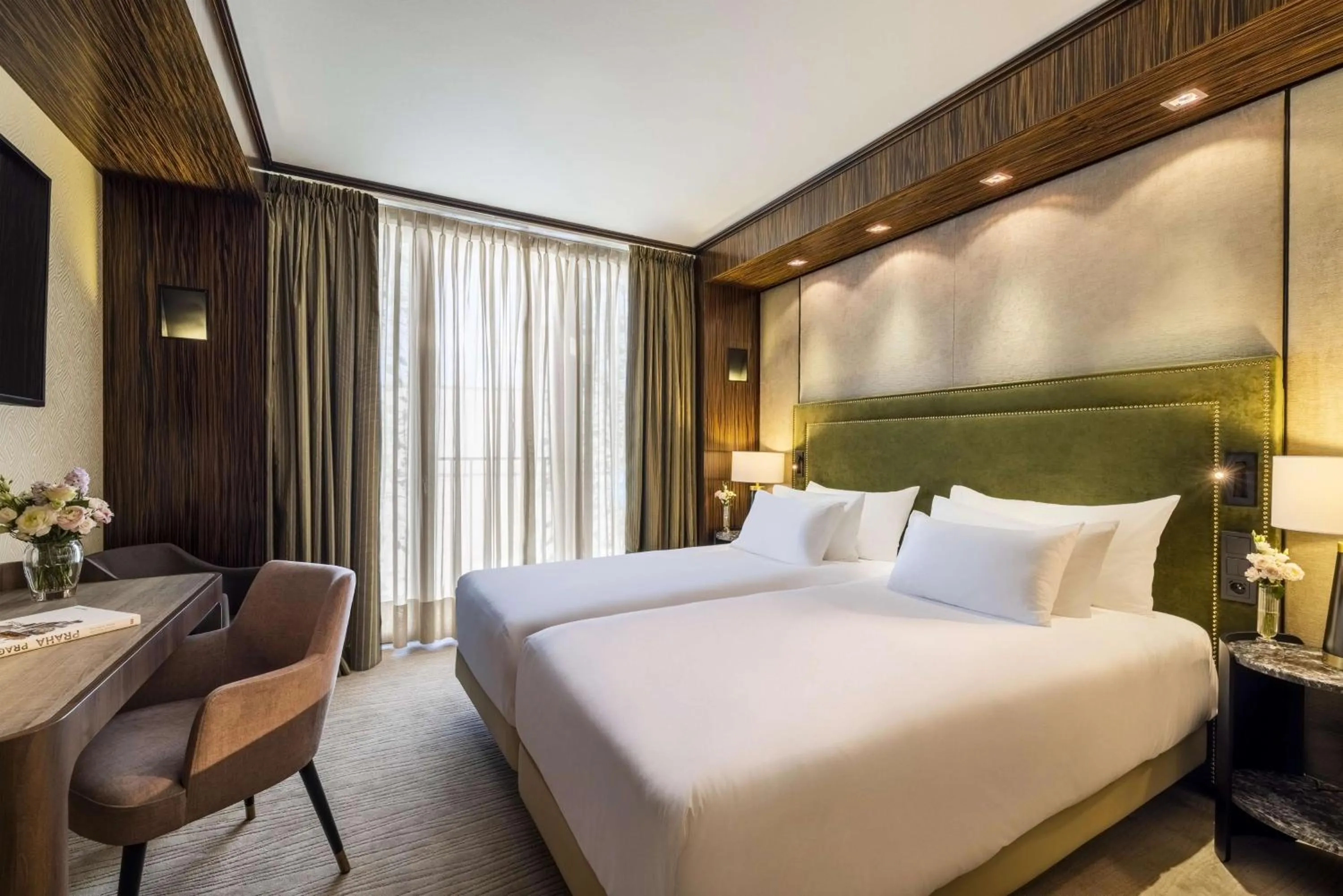 Bedroom, Bed in NH Collection Prague Carlo IV