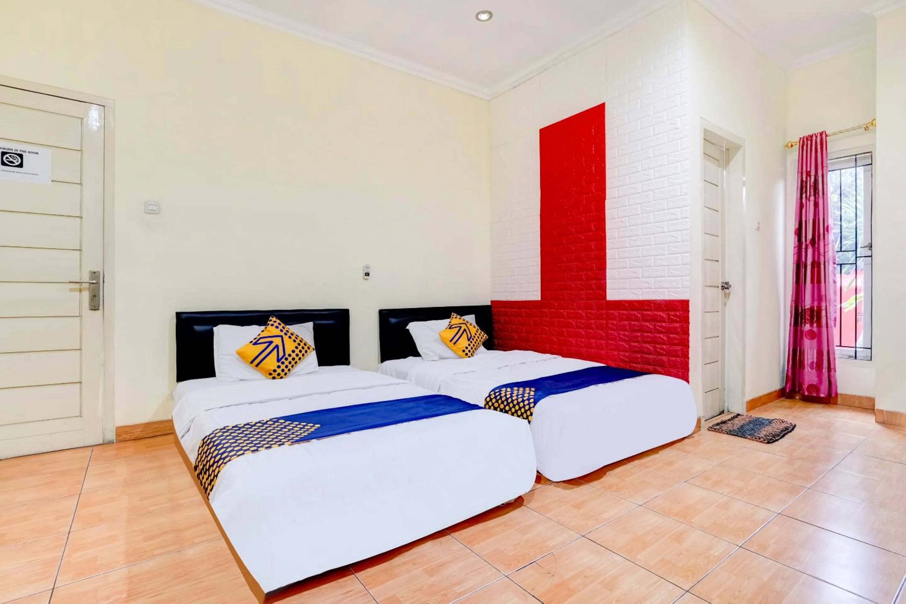 Bedroom in Radio Backpacker Guesthouse Syariah