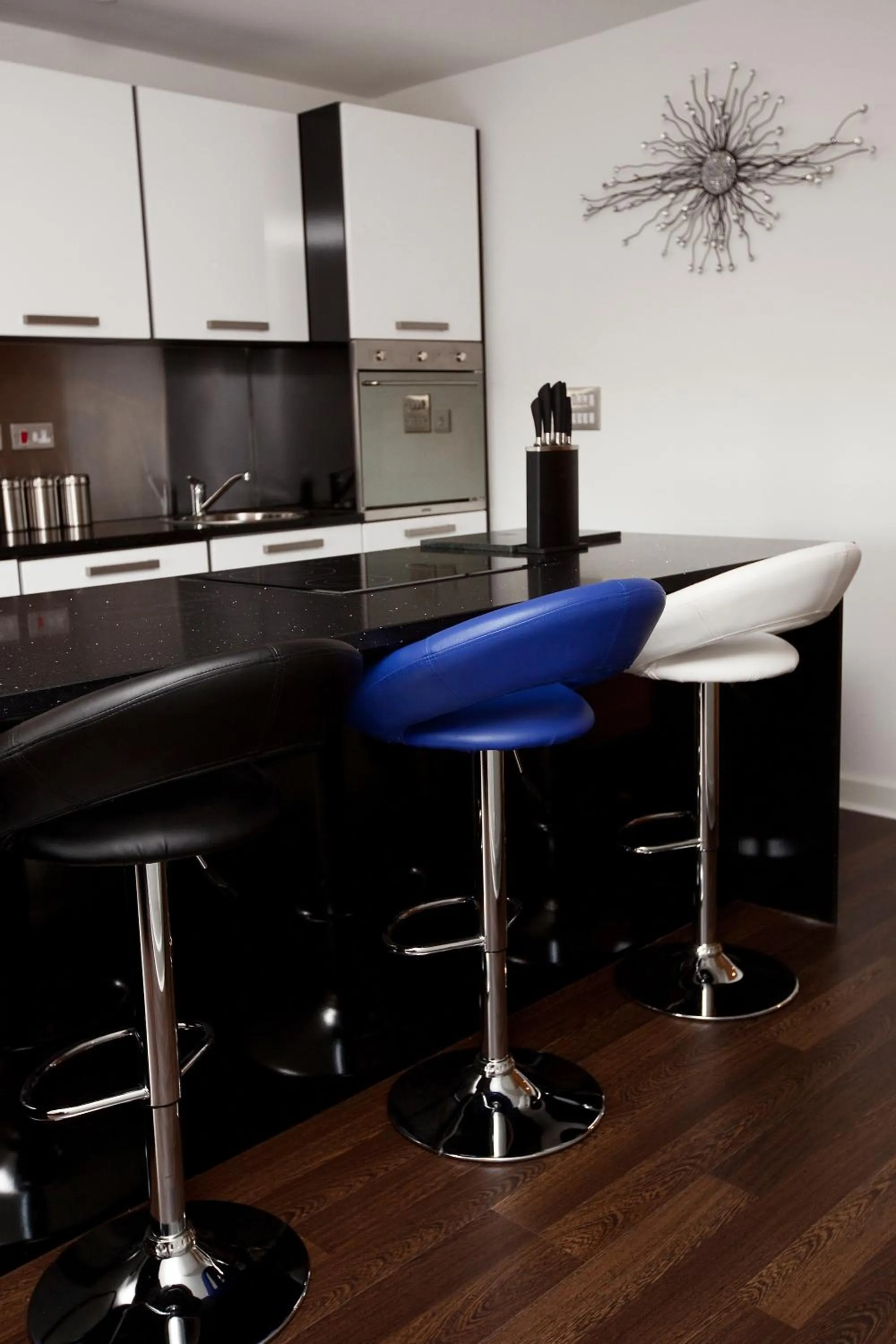 Kitchen or kitchenette in The Spires Serviced Apartments Glasgow