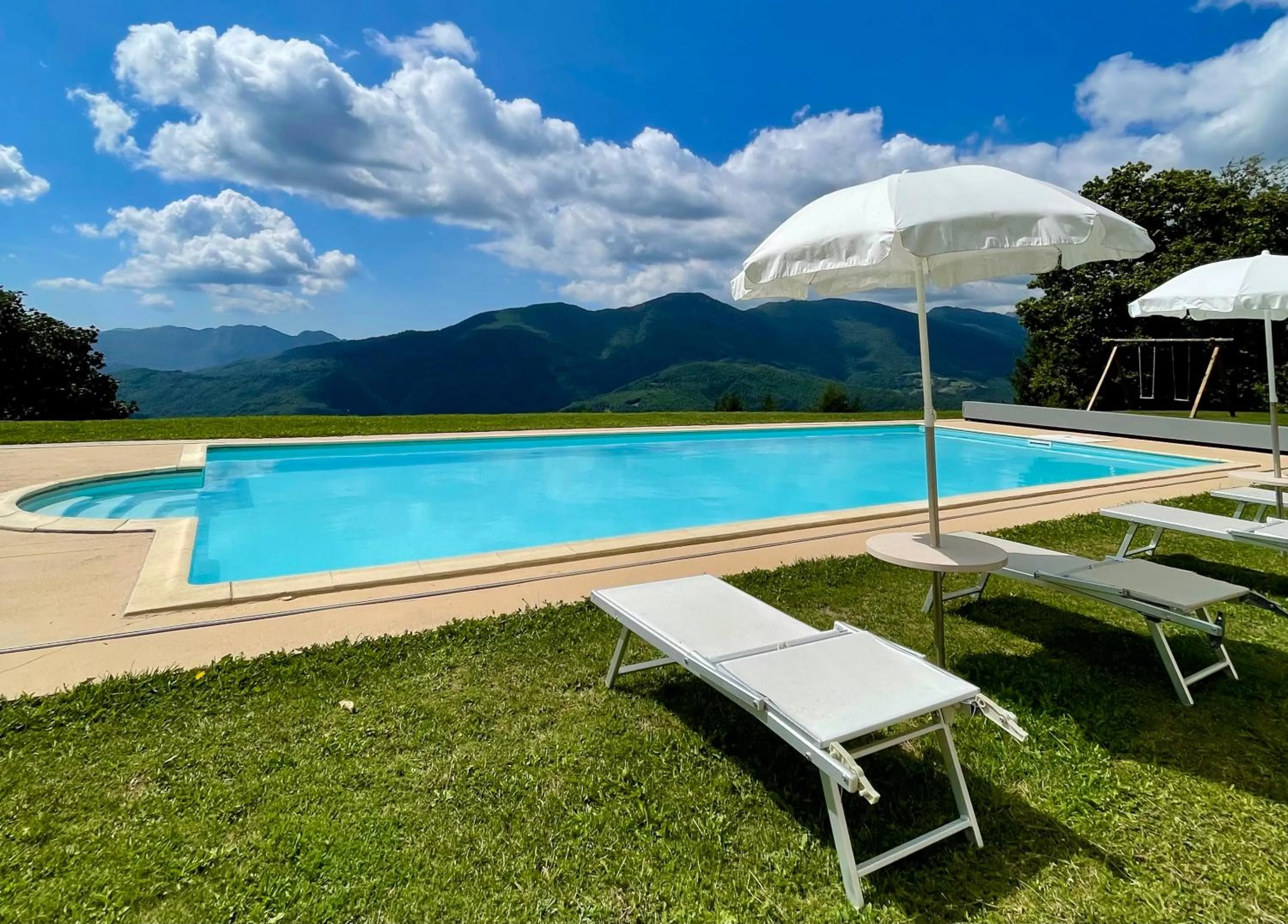 Swimming pool in Casa Sperandini