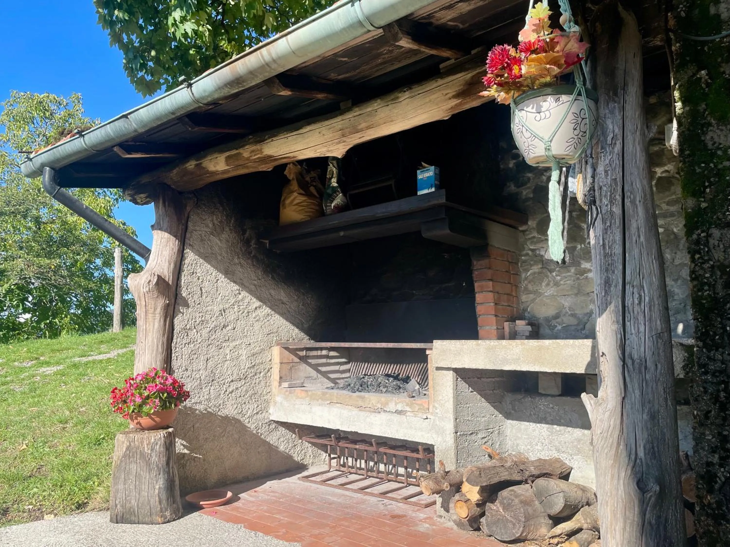 BBQ facilities in Casa Sperandini