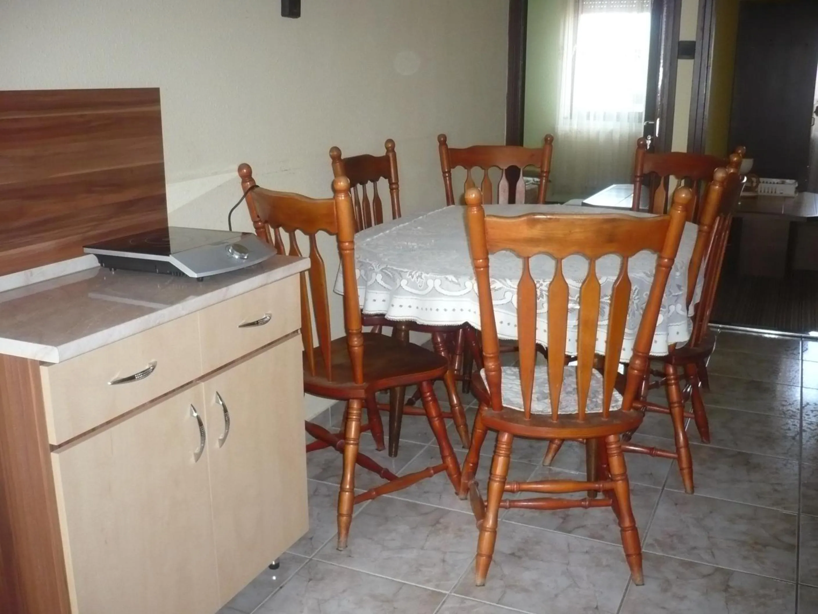 Kitchen or kitchenette in Anna Báthory Apartmanház