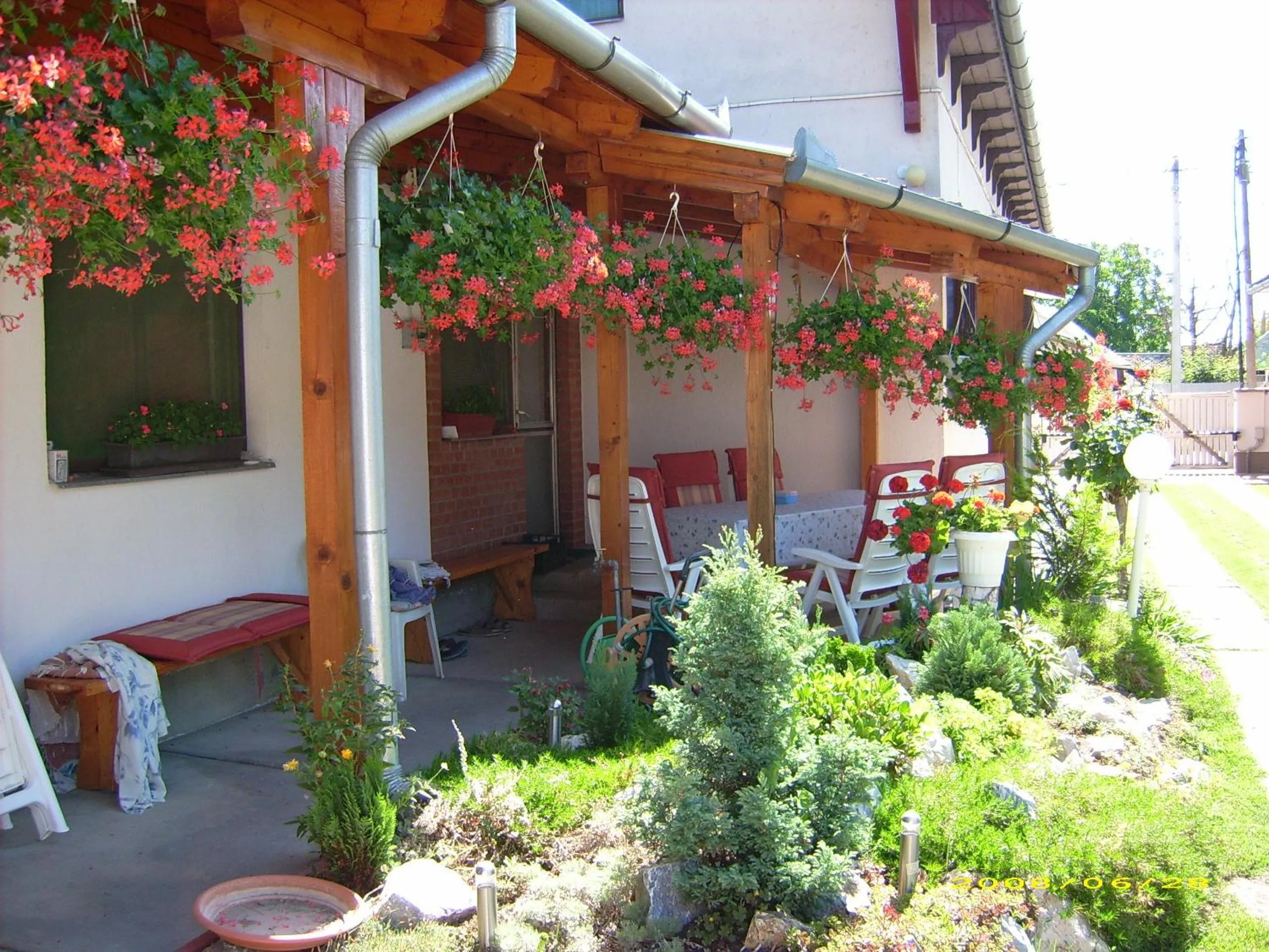 Garden view in Anna Báthory Apartmanház