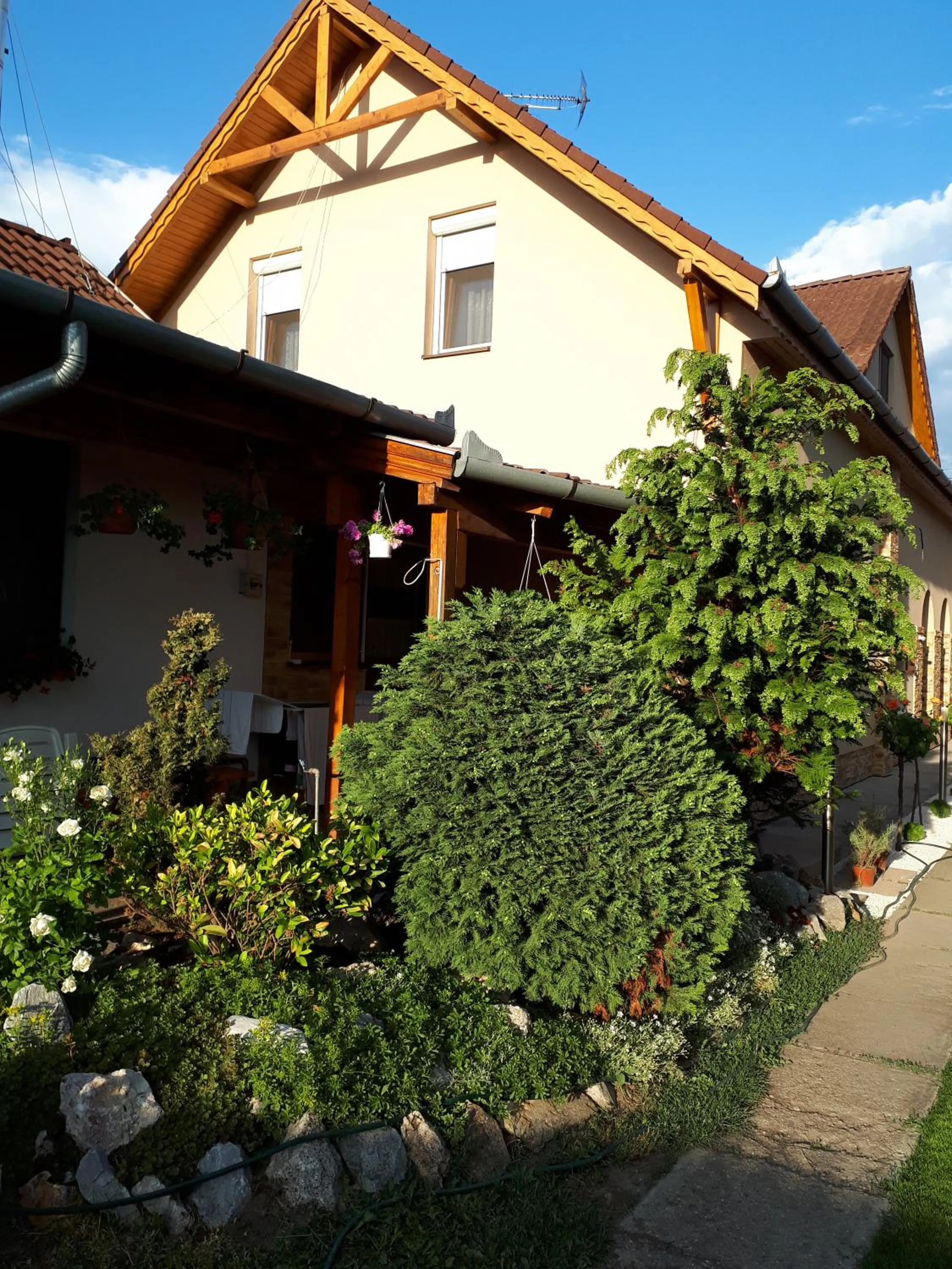 Property building in Anna Báthory Apartmanház