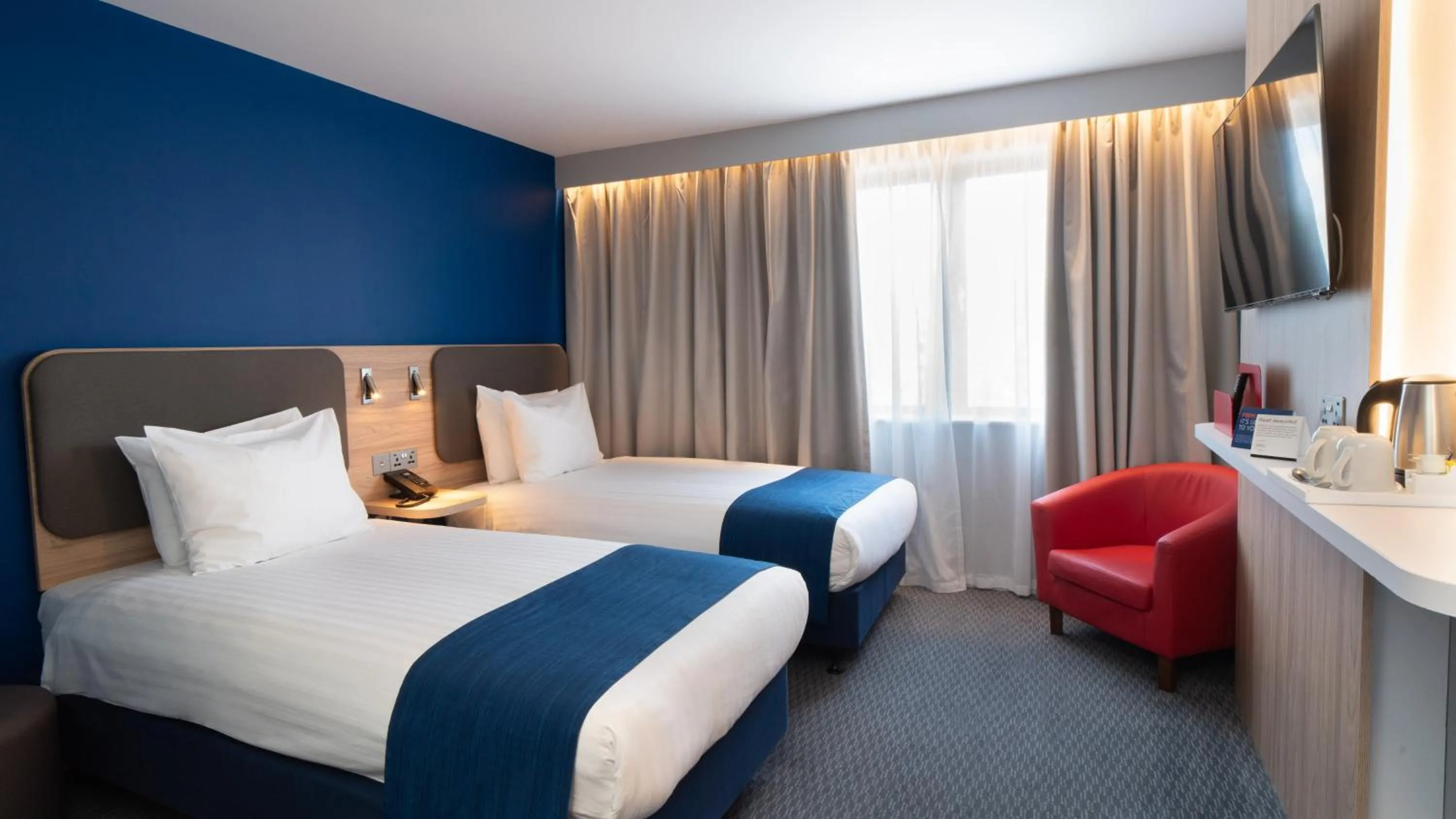 Photo of the whole room, Bed in Holiday Inn Express Poole by IHG