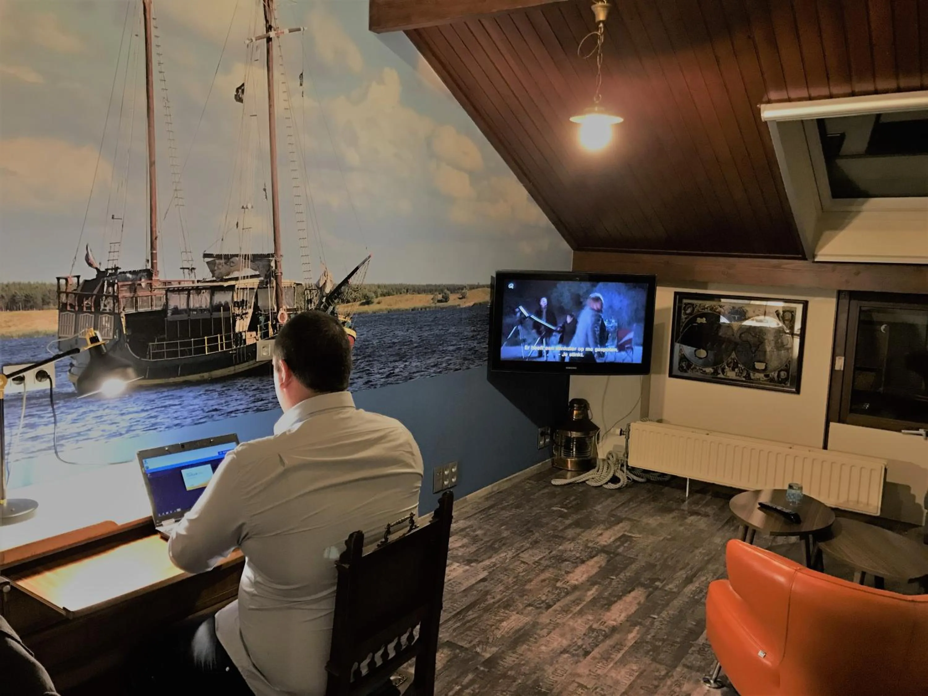 Photo of the whole room in B&B Bij MoeMee