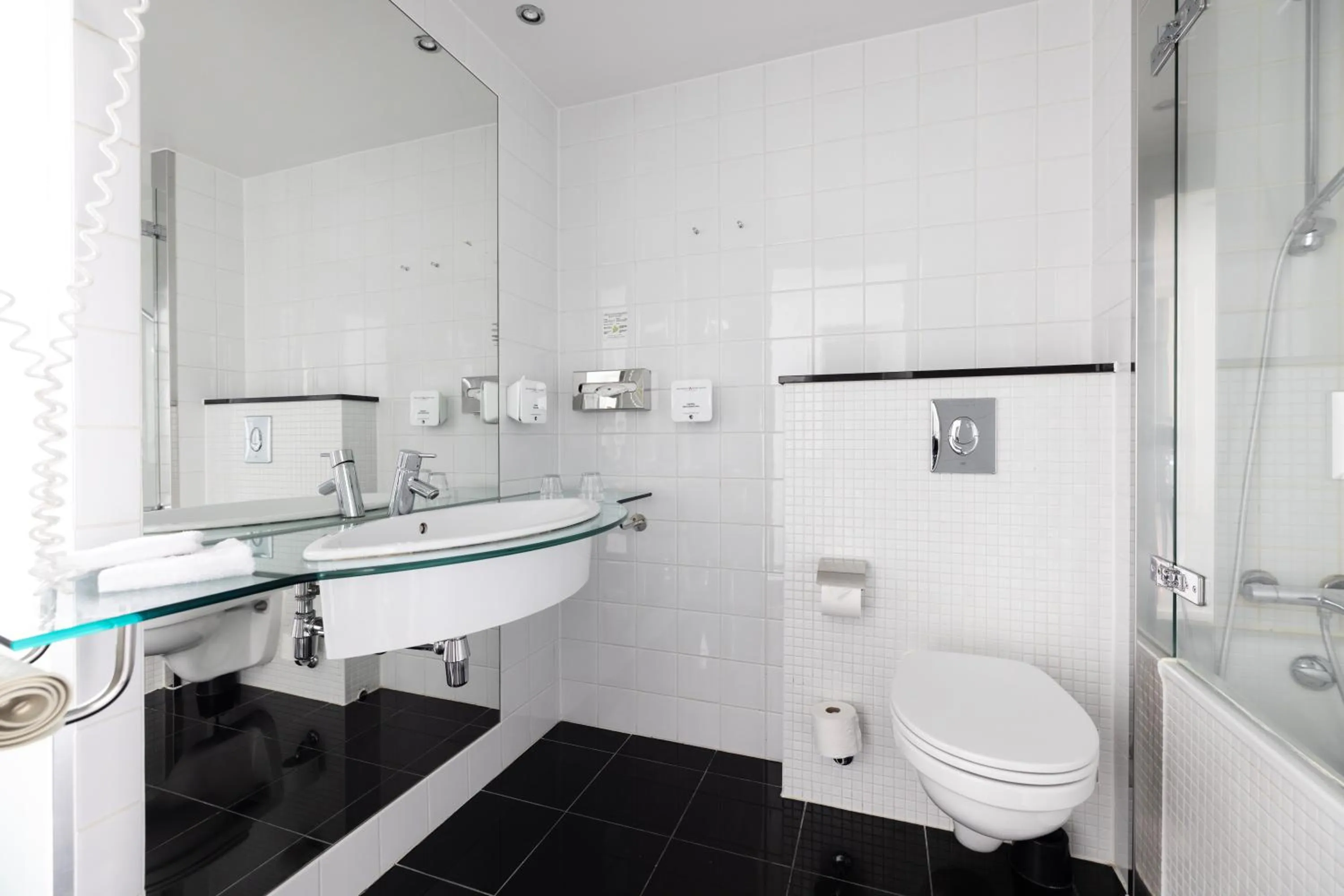 Toilet in Copenhagen Island Hotel