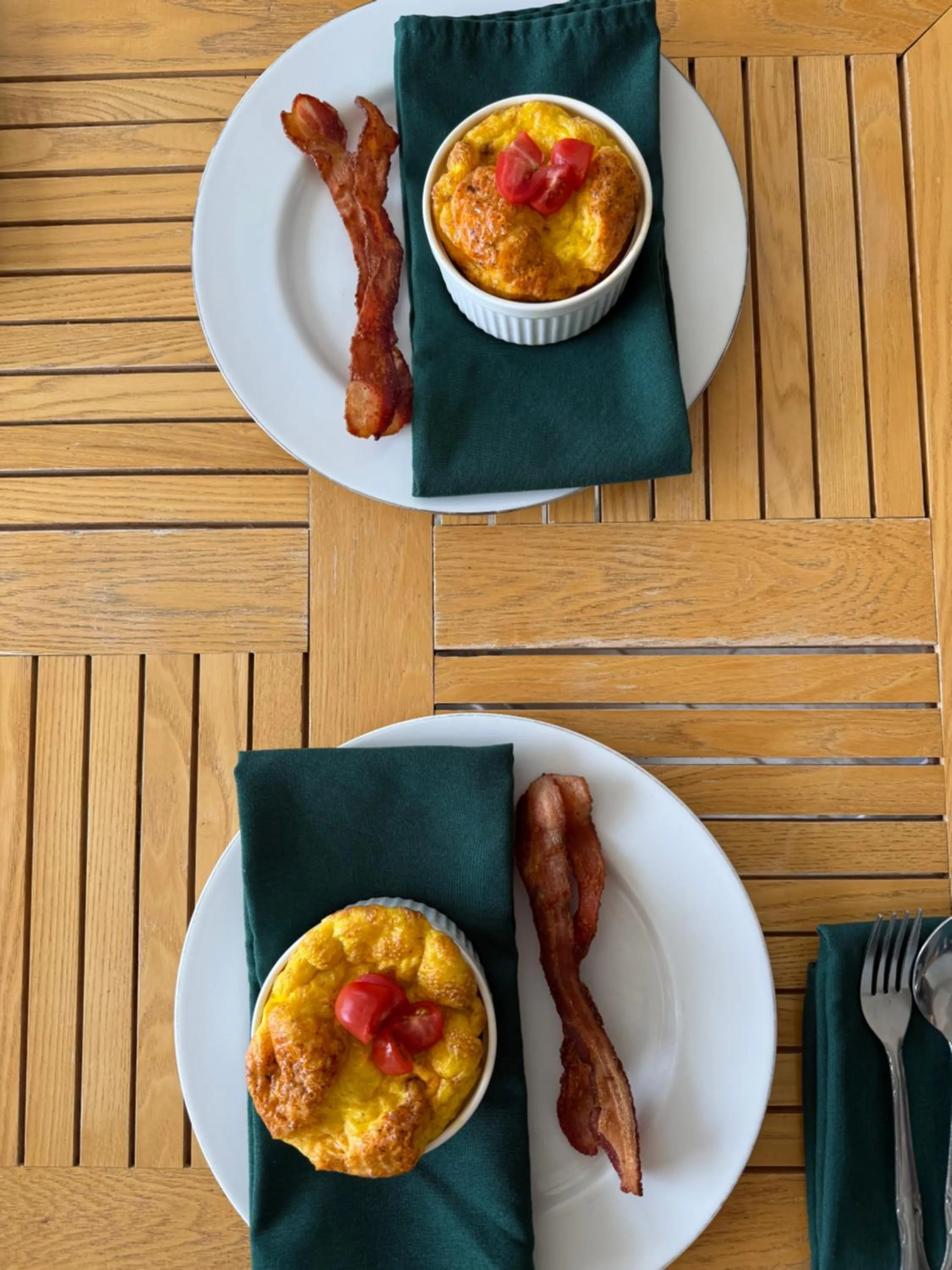 Breakfast in Pikes Peak Paradise Bed and Breakfast