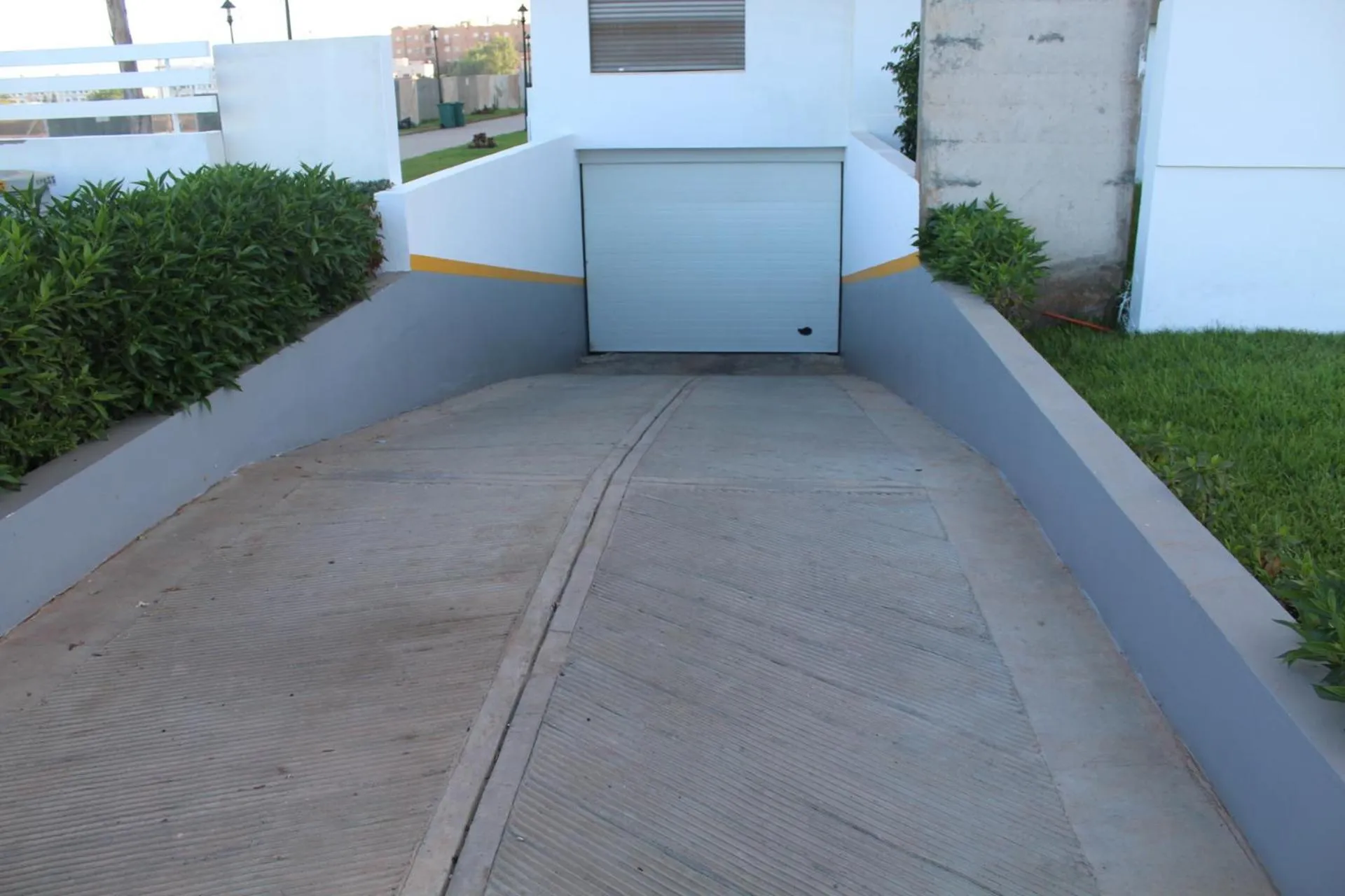 Property building in Paradise Beach