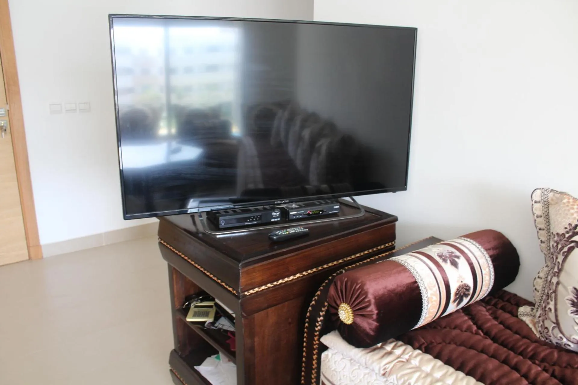 Property building in Paradise Beach