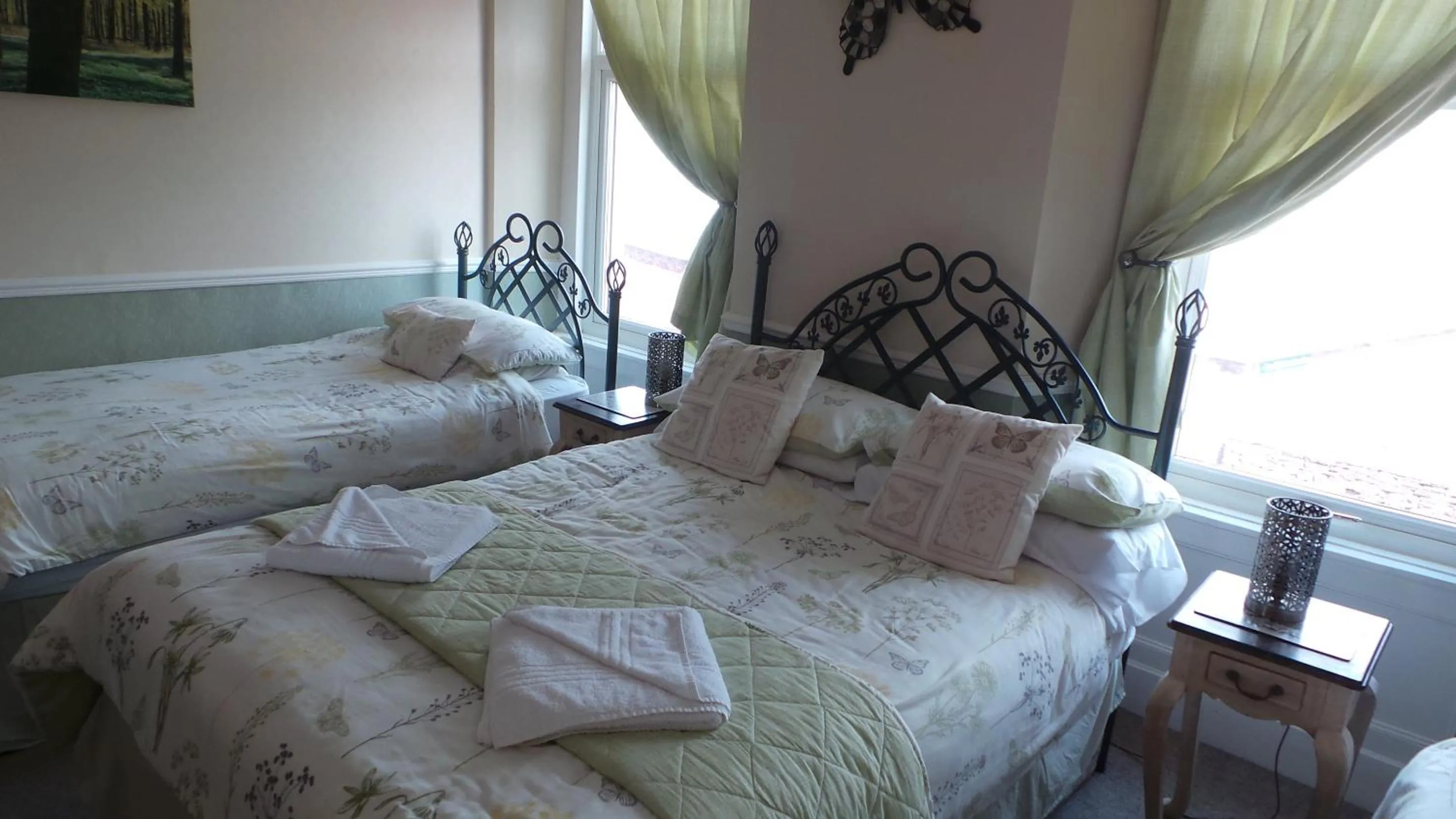 Bedroom, Bed in Tynedale Guest House