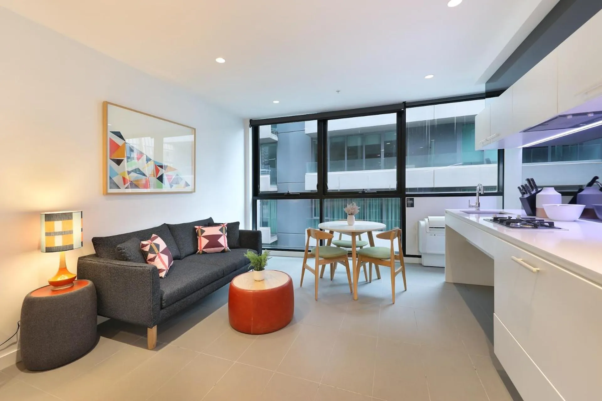 Kitchen or kitchenette in The Canvas Apartment Hotel