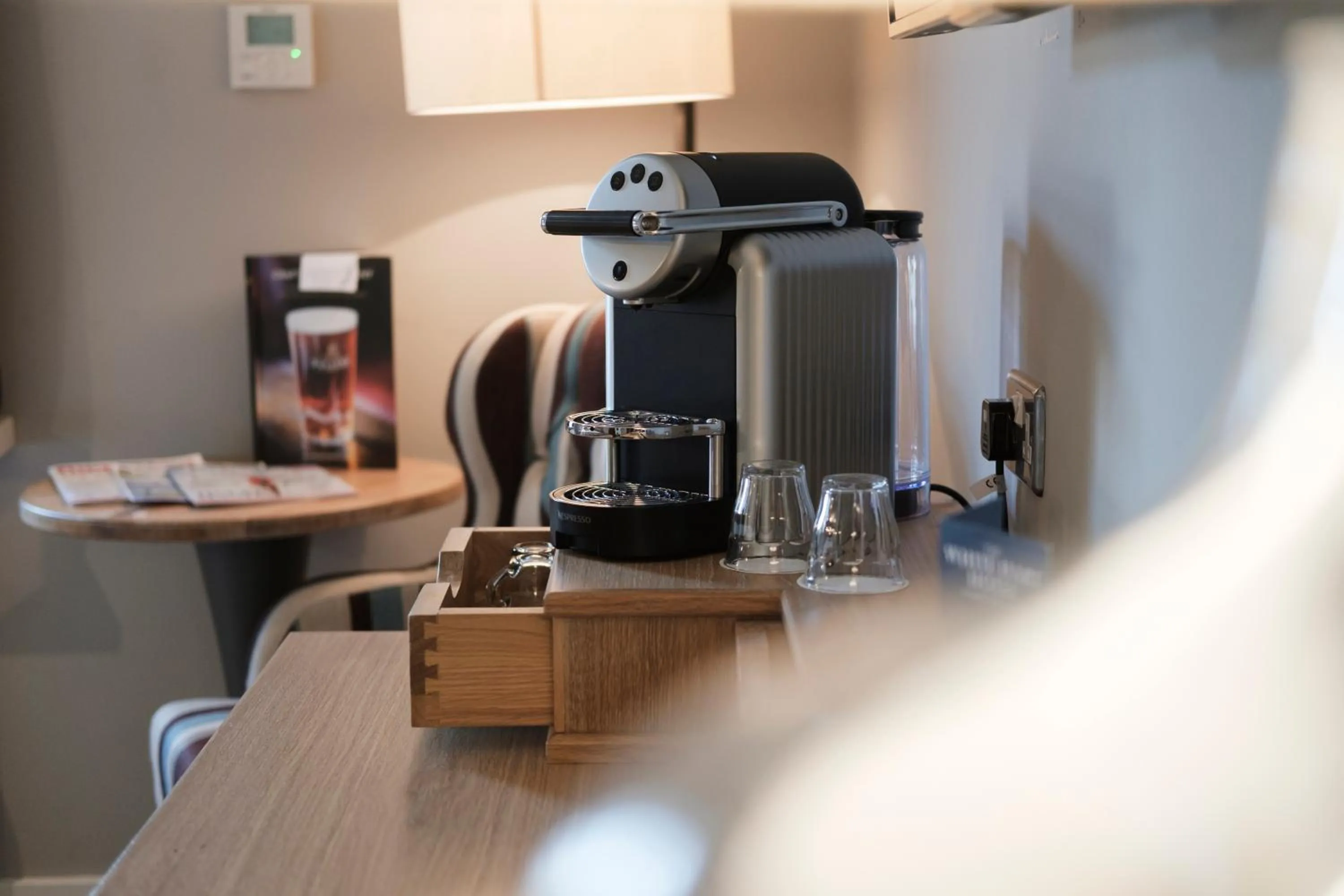 Coffee/tea facilities in The White Hart Hotel