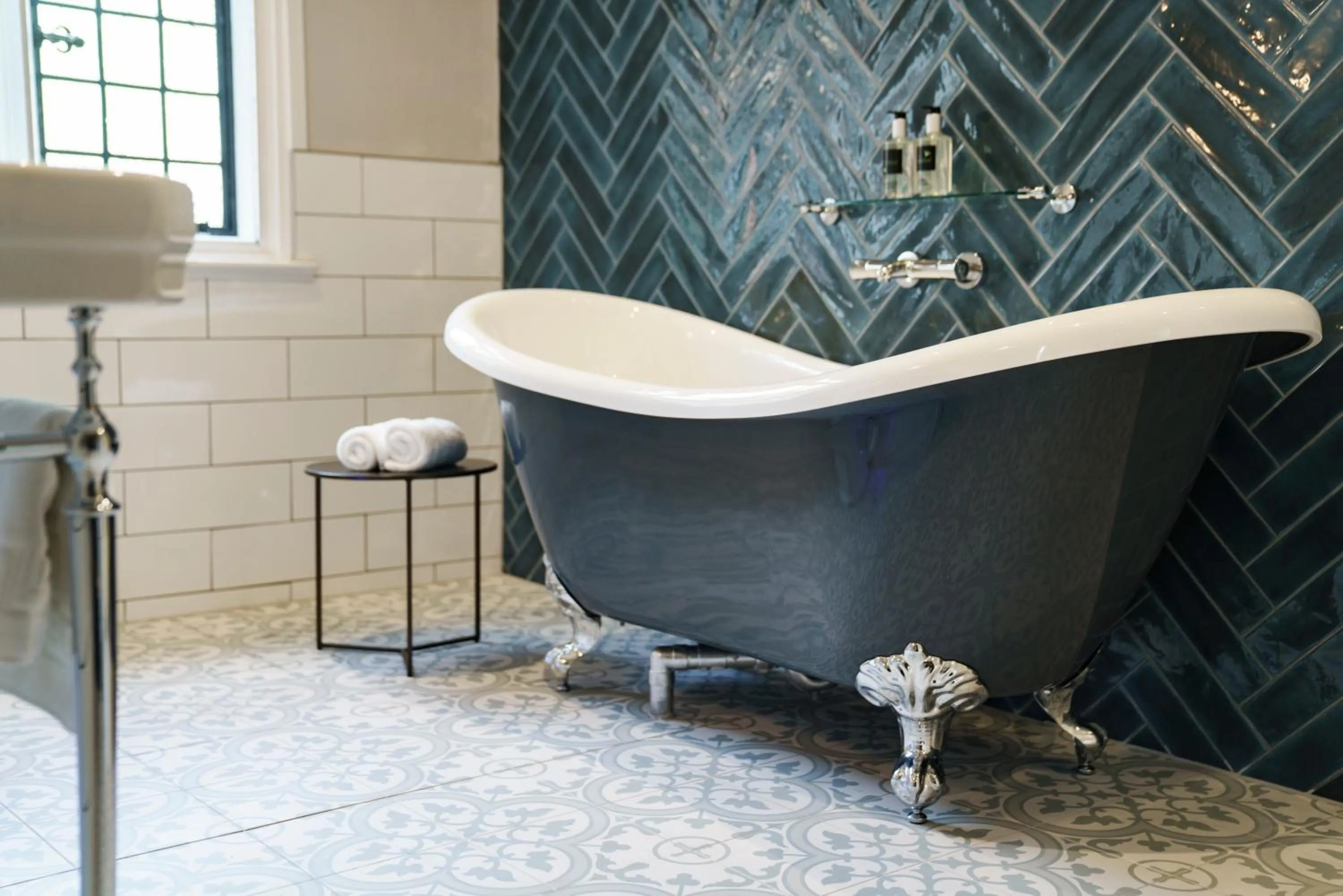 Bathroom in The White Hart Hotel