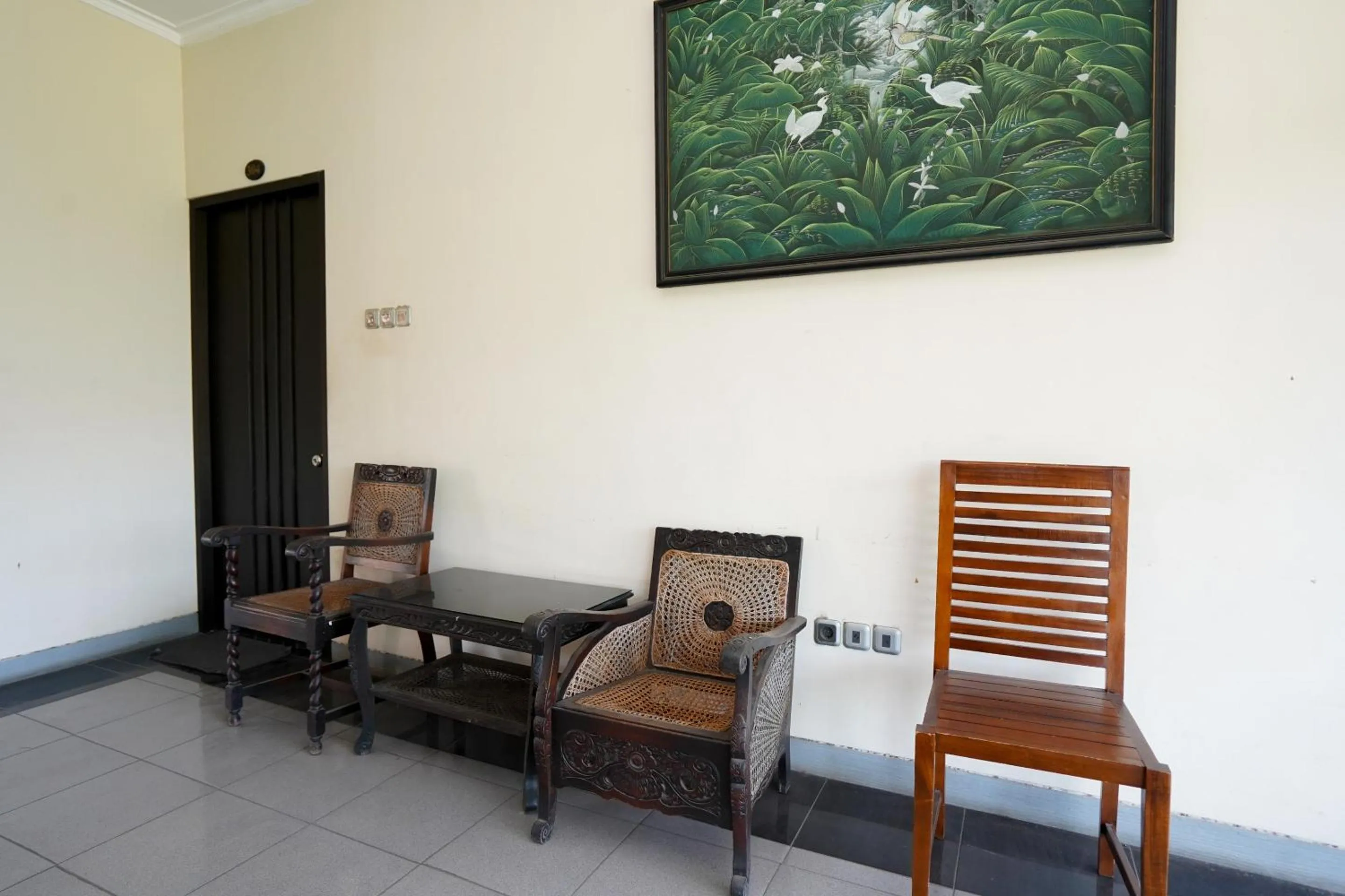 Lobby or reception in Capital O 1430 Hotel Ratna Syariah