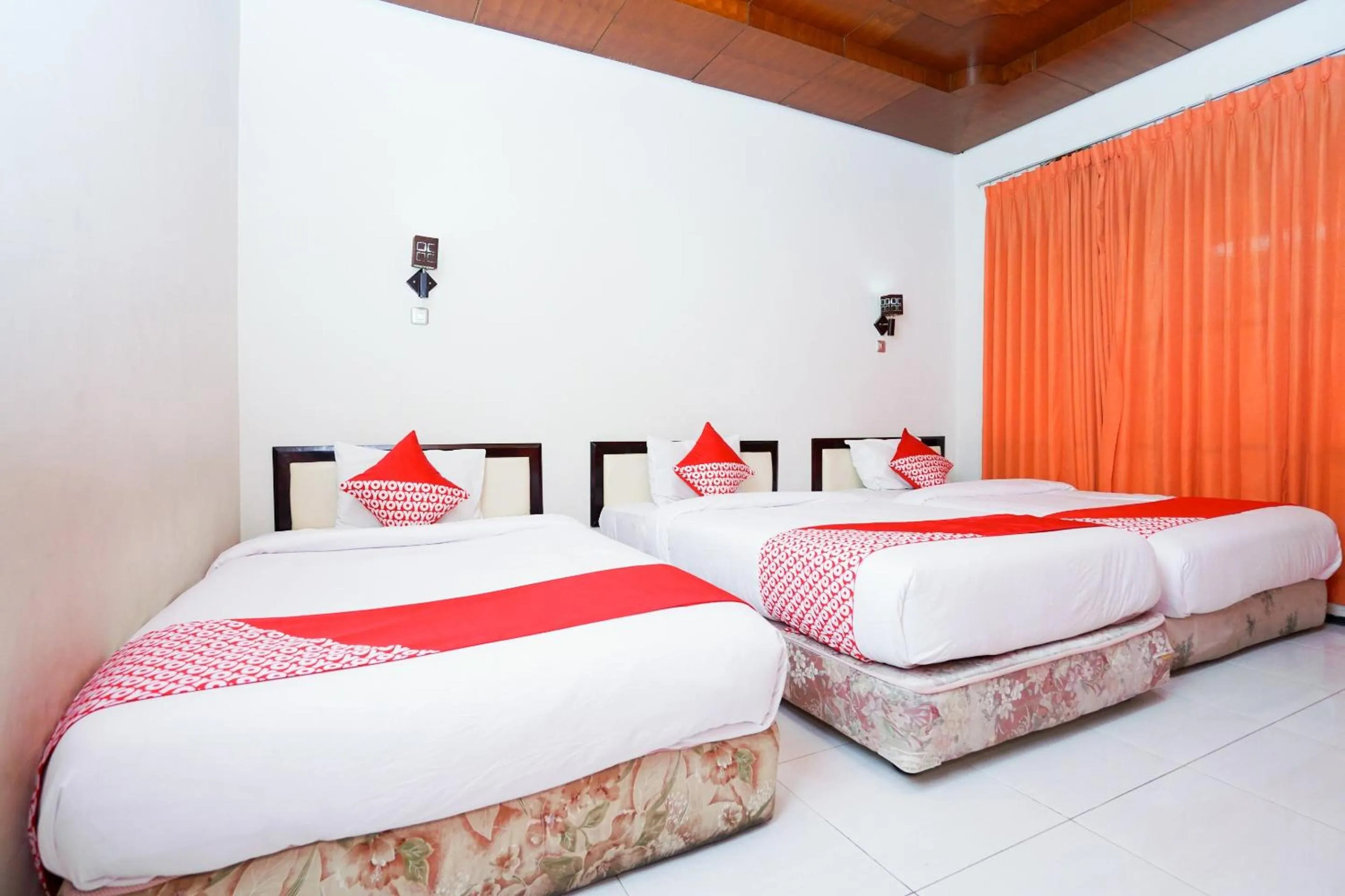 Bedroom, Bed in Capital O 1430 Hotel Ratna Syariah