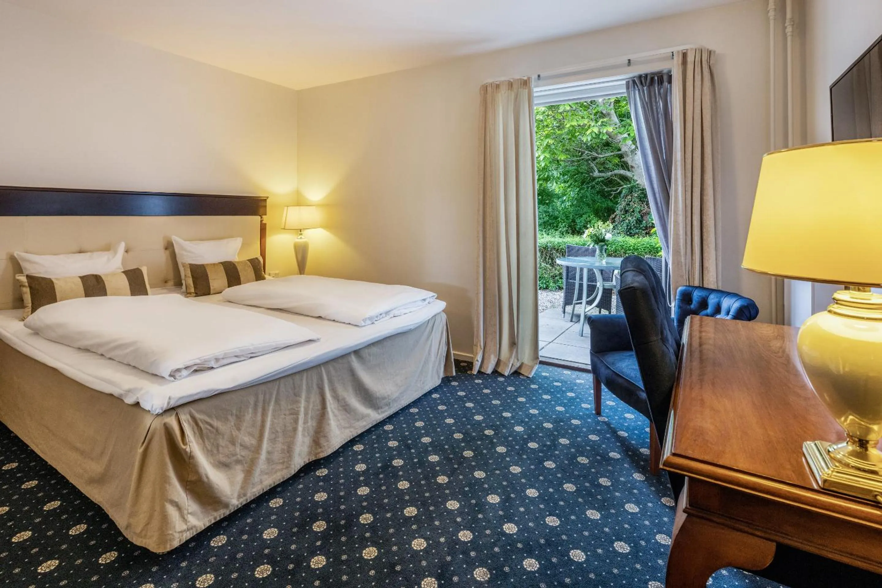 Bed in Hotel Scheelsminde