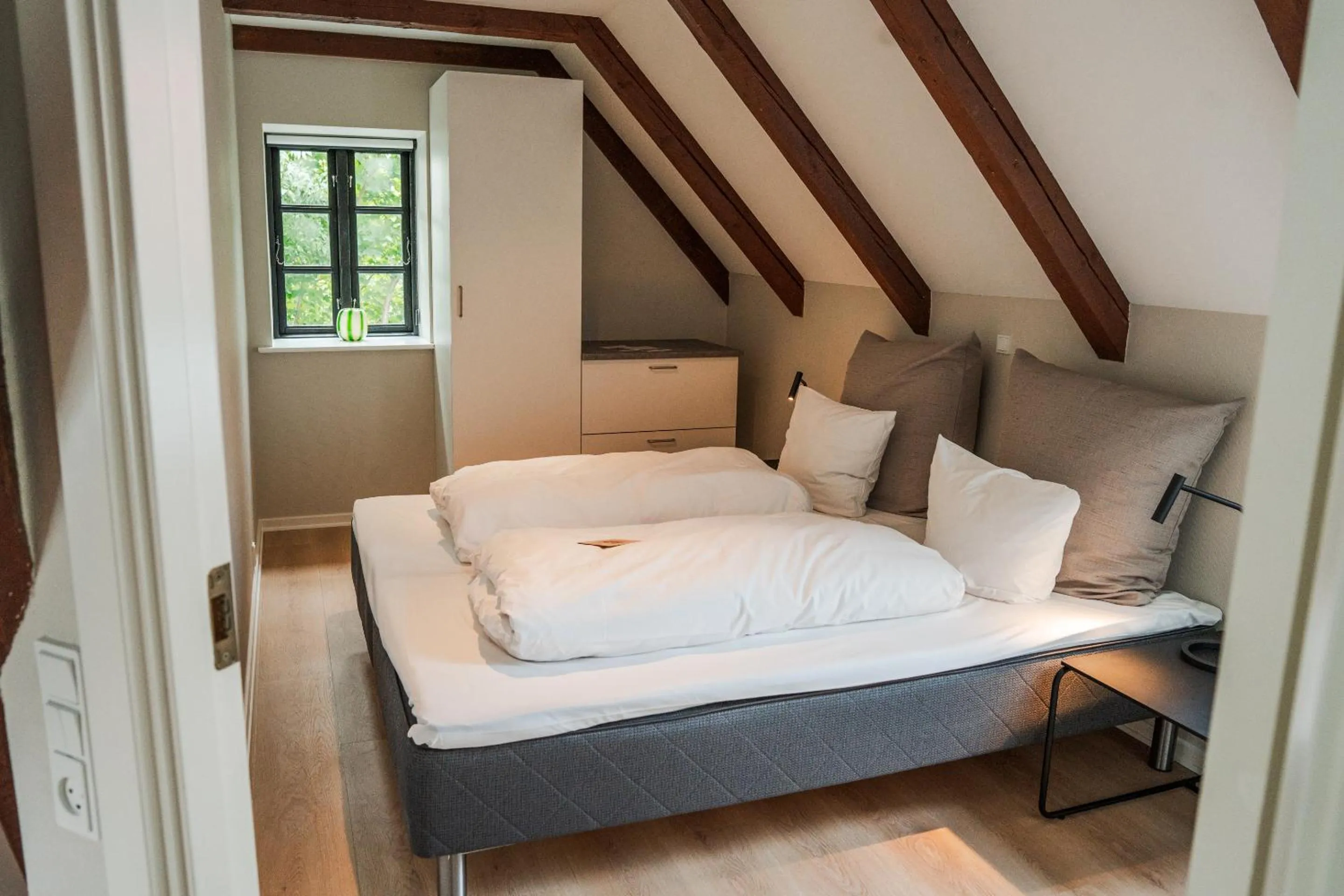 Bedroom, Bed in Hotel Scheelsminde