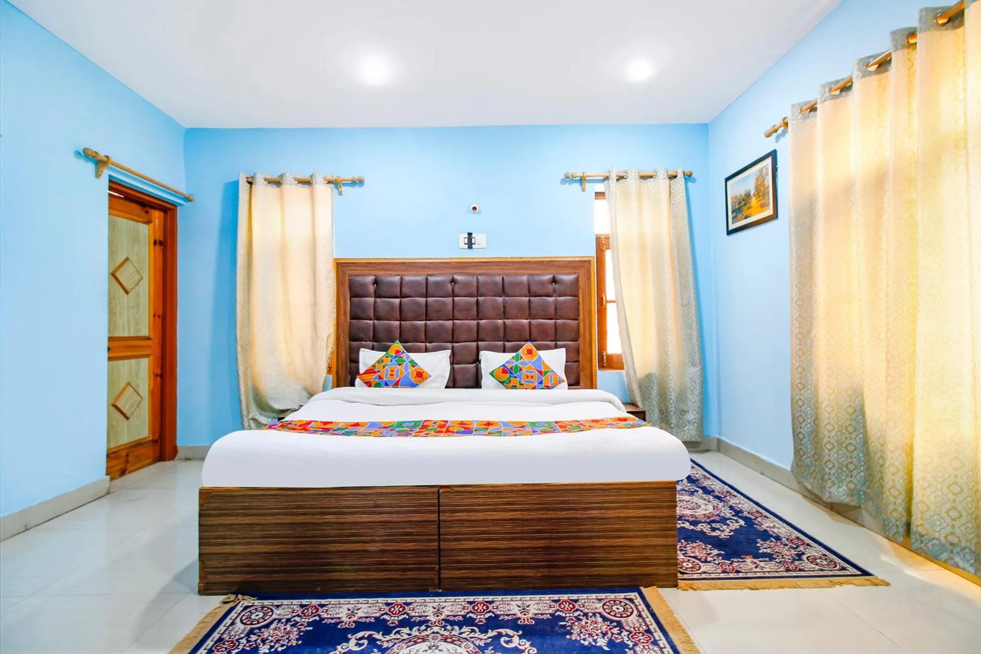 Bed in FabHotel Grand Comforts - Near Airport