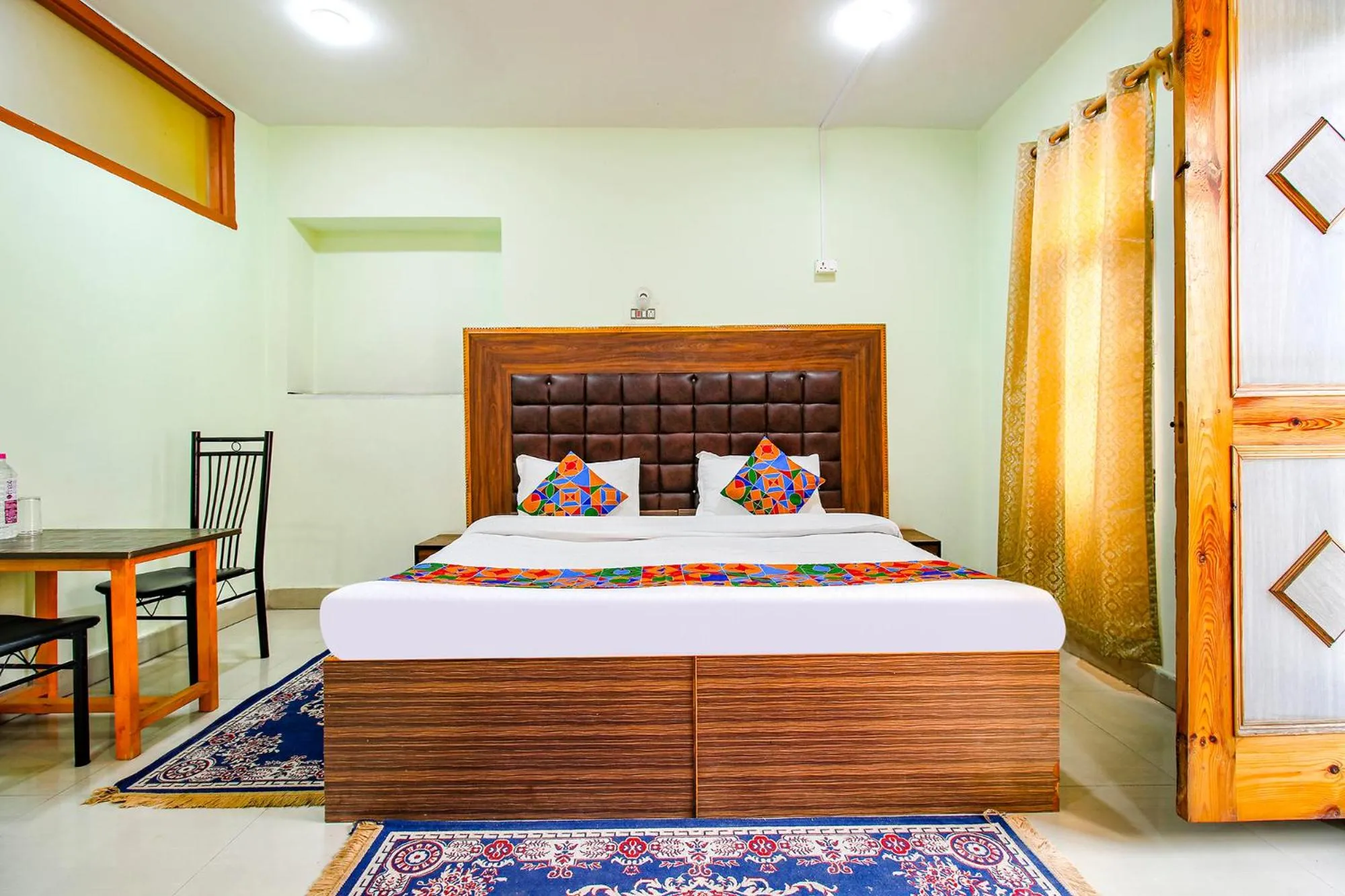 Bed in FabHotel Grand Comforts - Near Airport