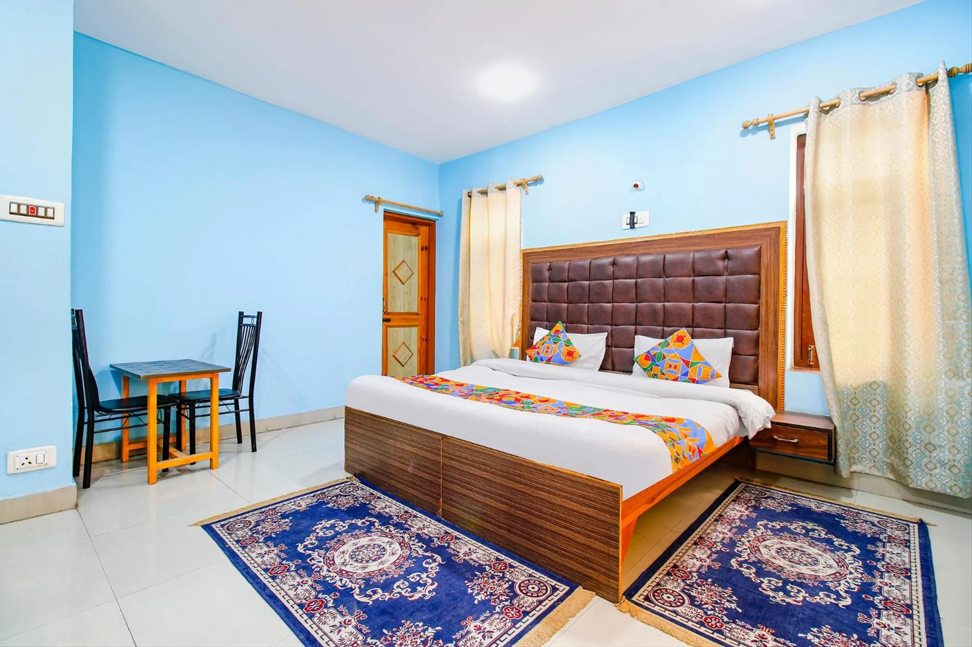 Bed in FabHotel Grand Comforts - Near Airport