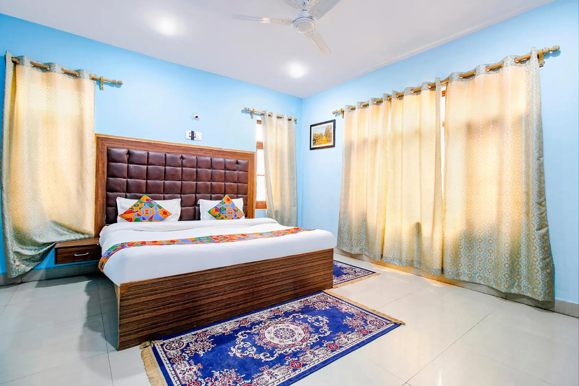 Bed in FabHotel Grand Comforts - Near Airport