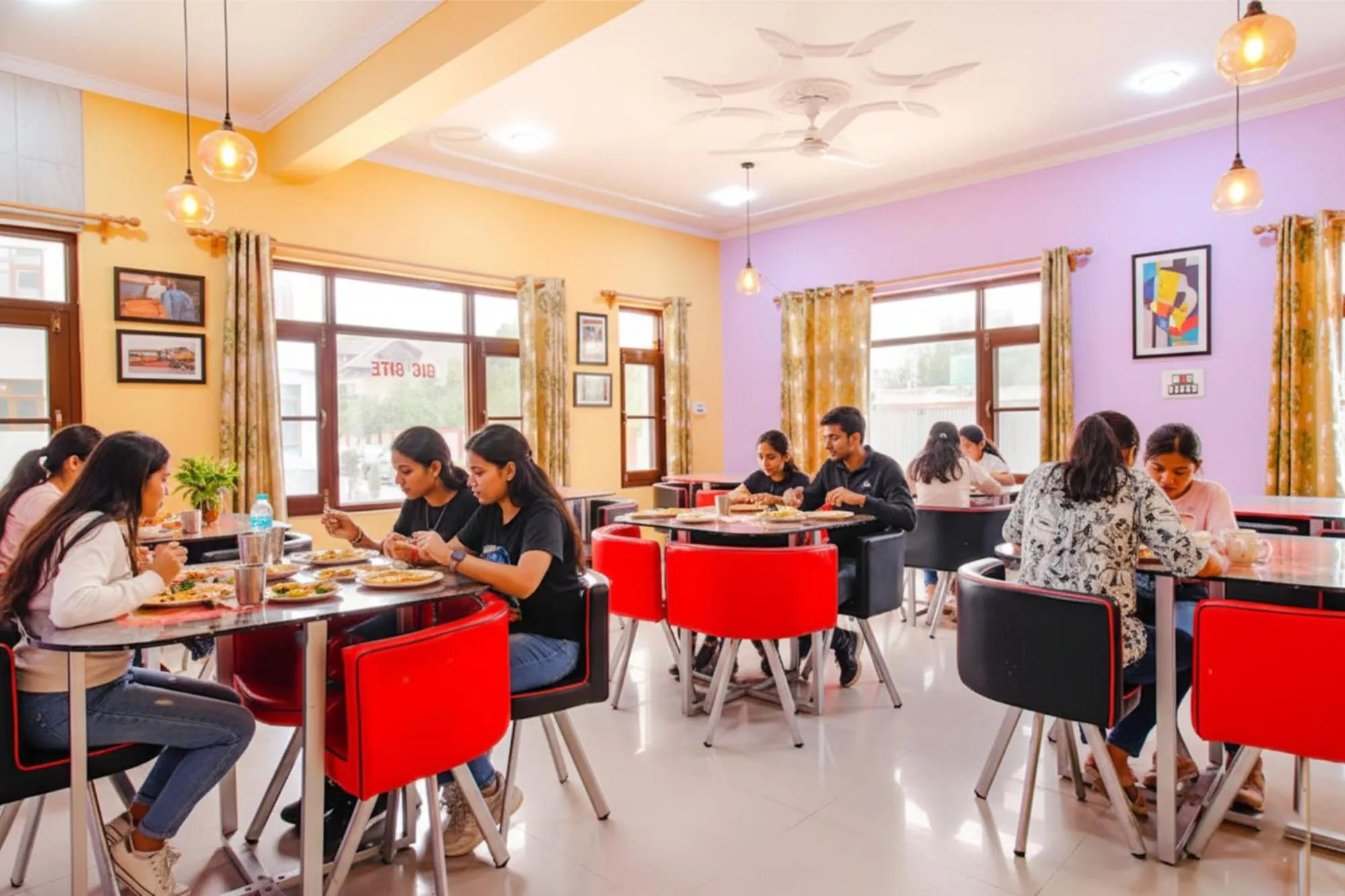 Restaurant/places to eat in FabHotel Grand Comforts - Near Airport