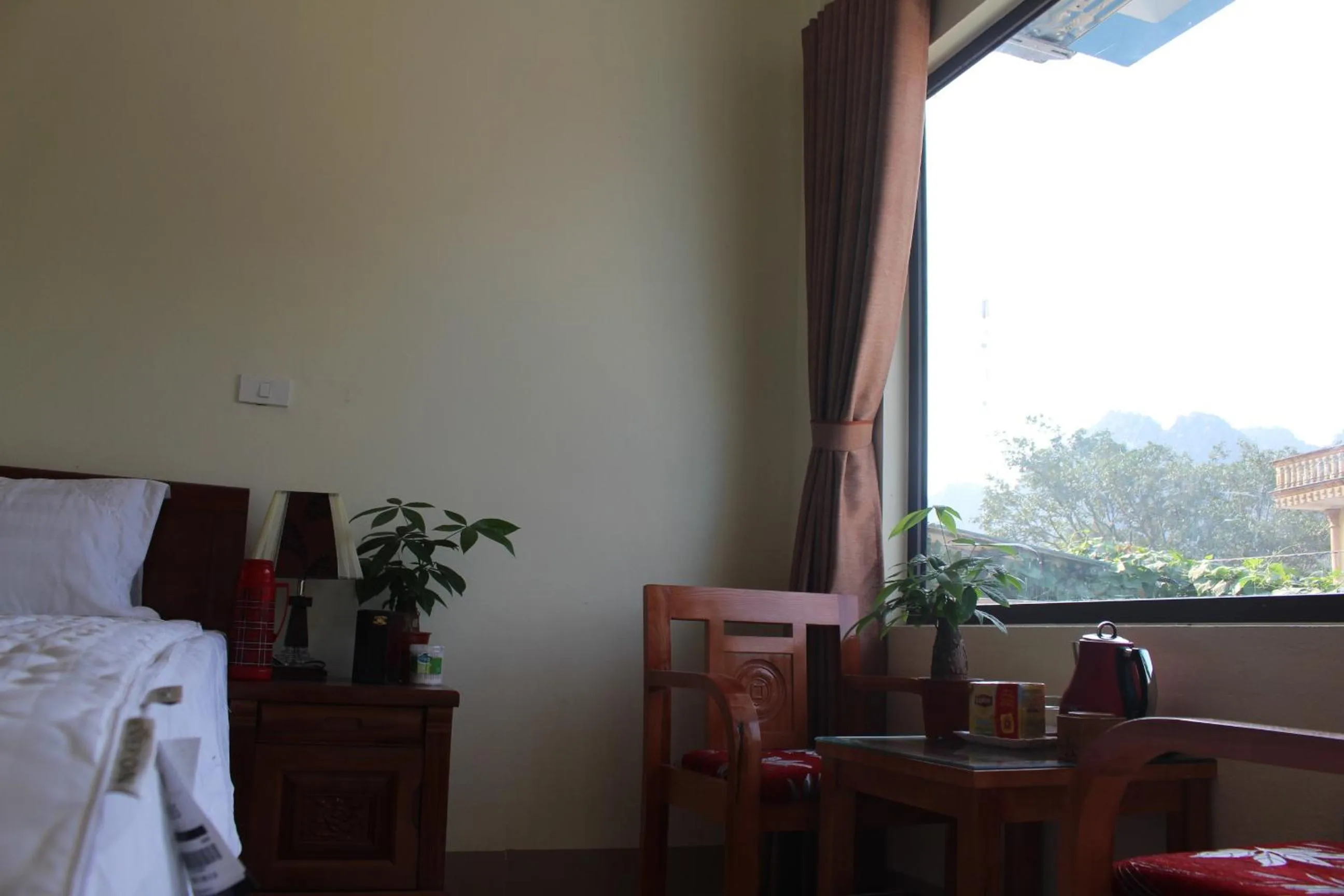 Coffee/tea facilities, Bed in Sierra Homestay