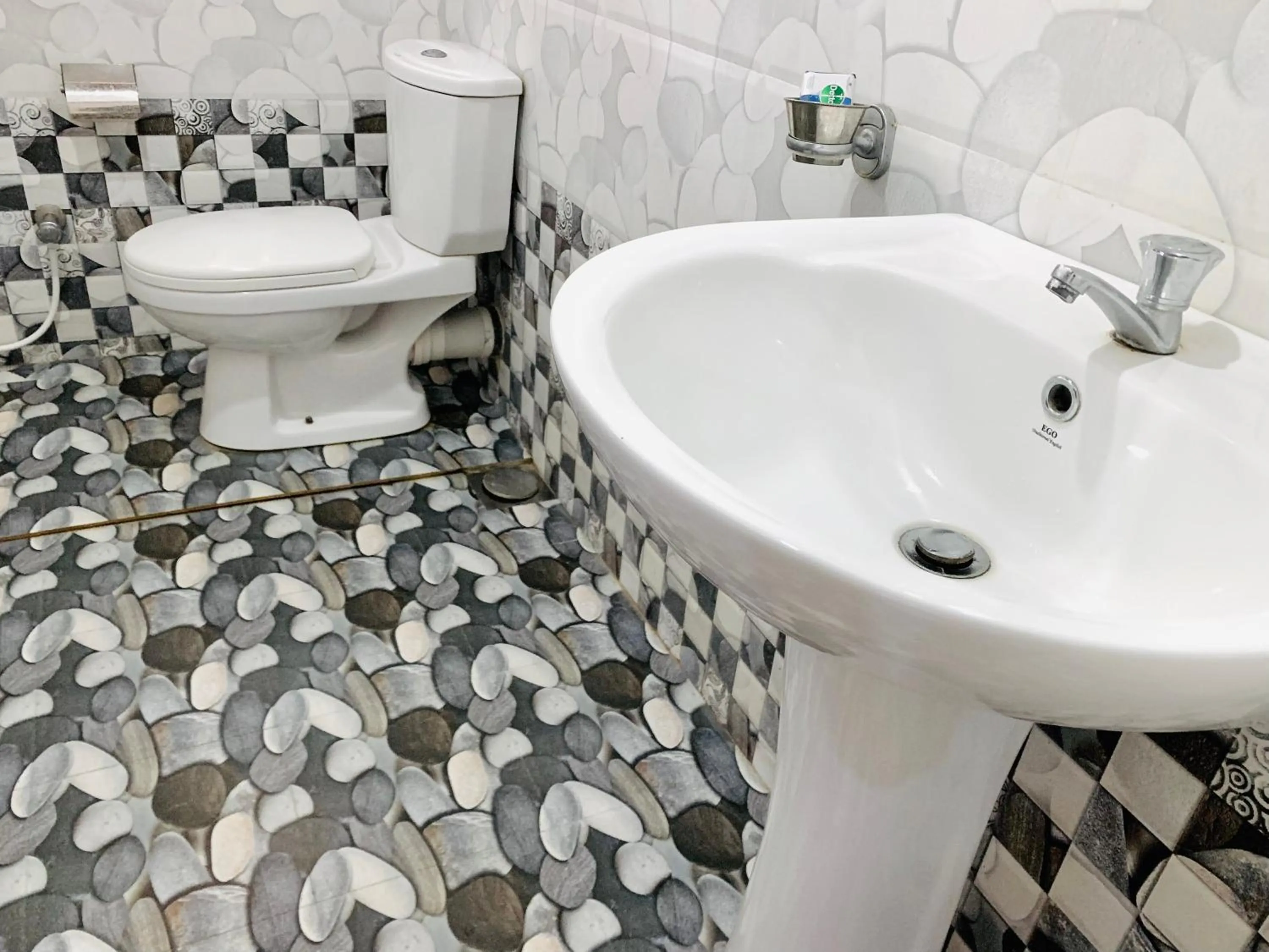 Rich Resort & Restaurant