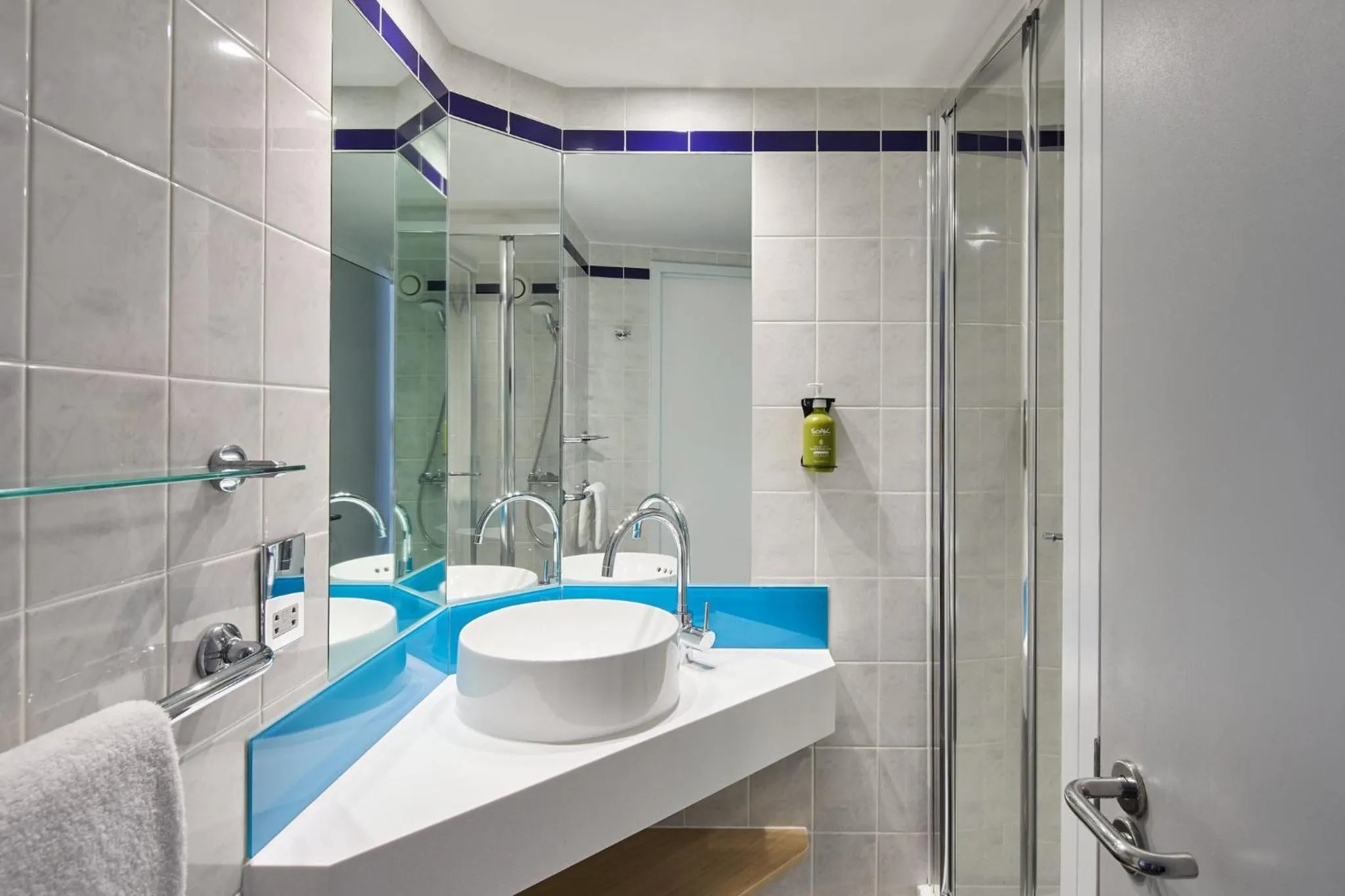 Bathroom in Holiday Inn Express London Limehouse by IHG