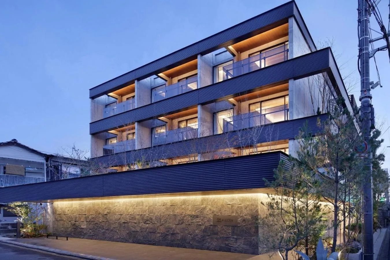 Property building in 22 PIECES