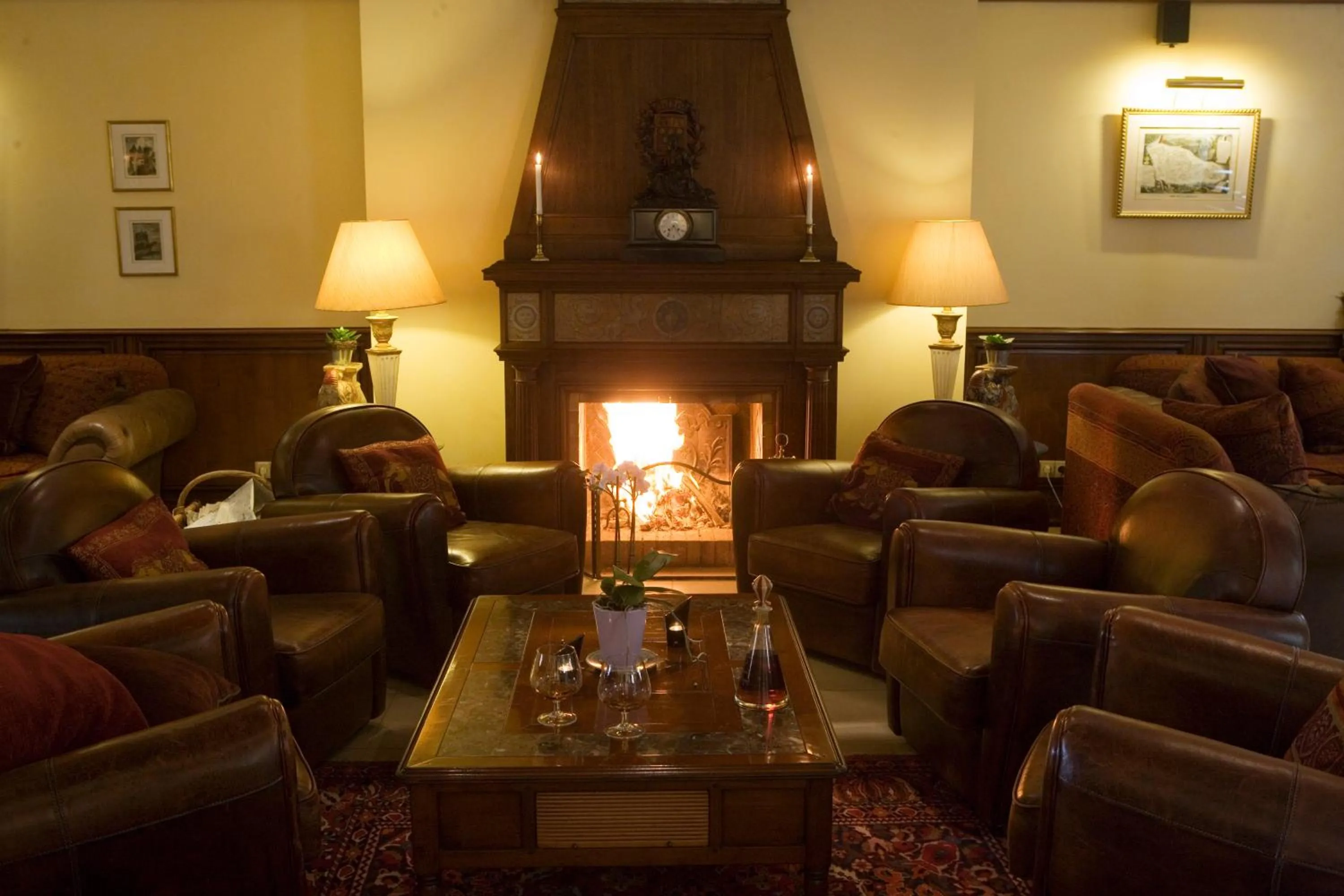 Seating area in Demeures & Châteaux Domaine de la Grange de Condé