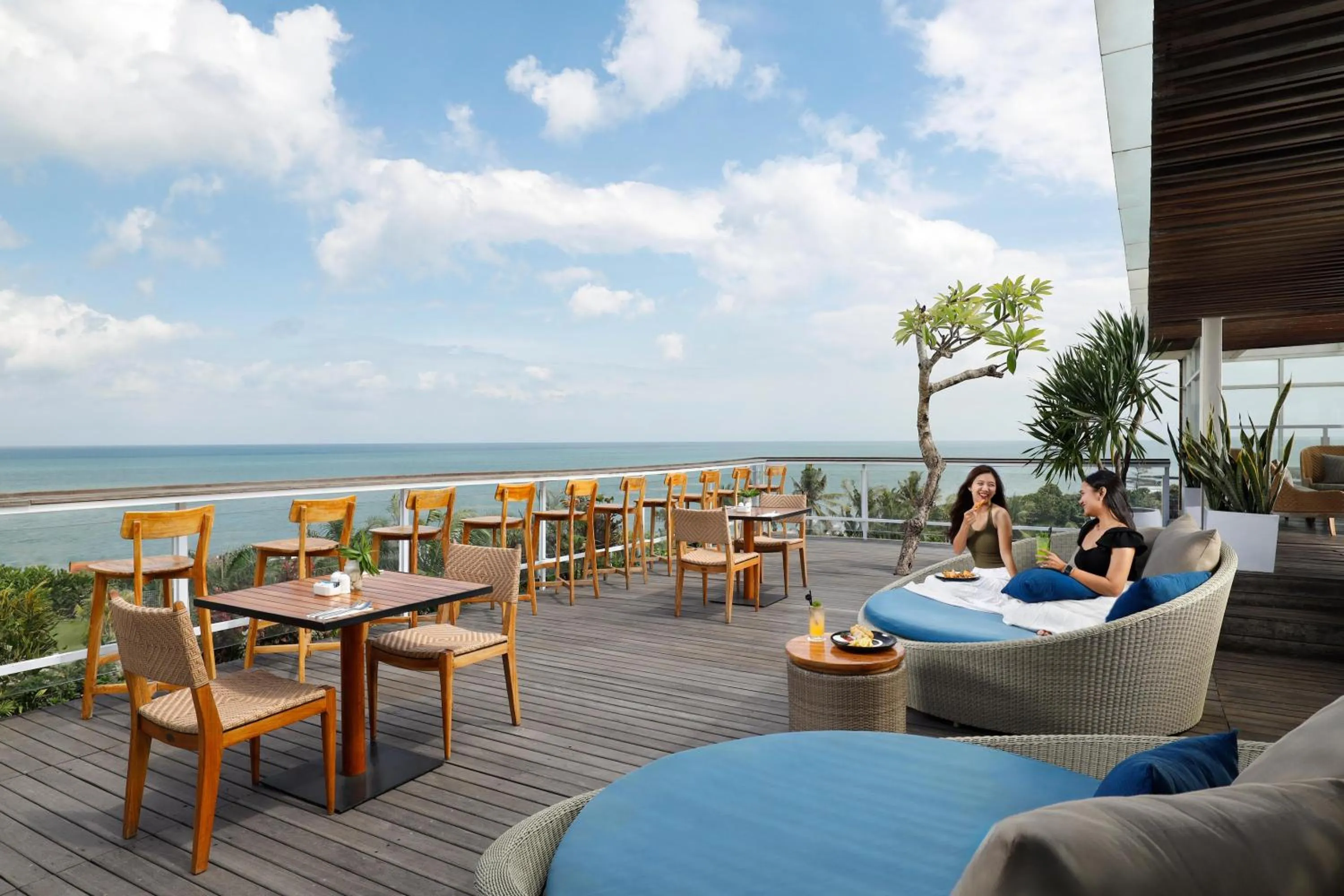 Restaurant/places to eat in Aston Canggu Beach Resort