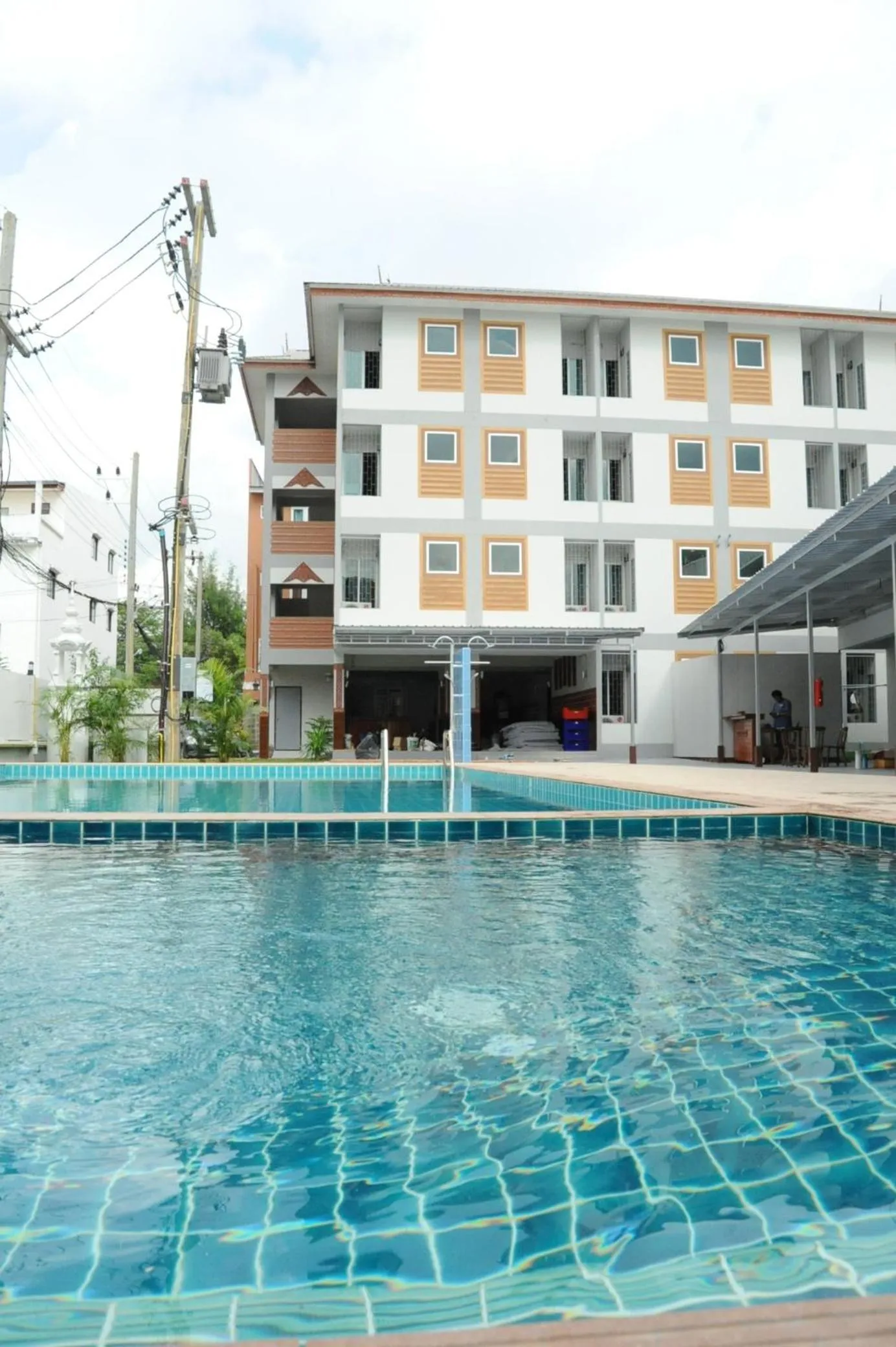 Swimming pool in Nanya Hotel Chiang Mai