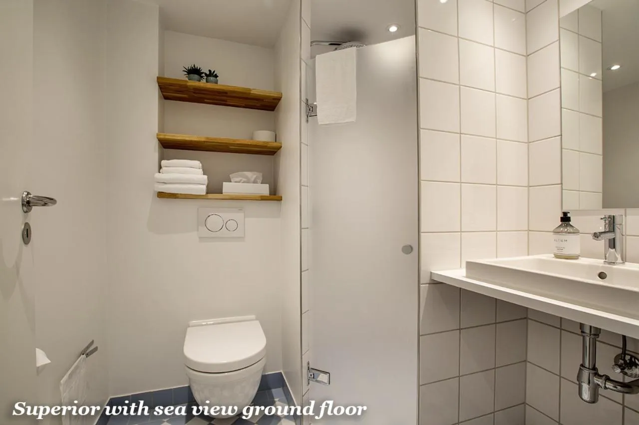 Shower in Hjerting Badehotel