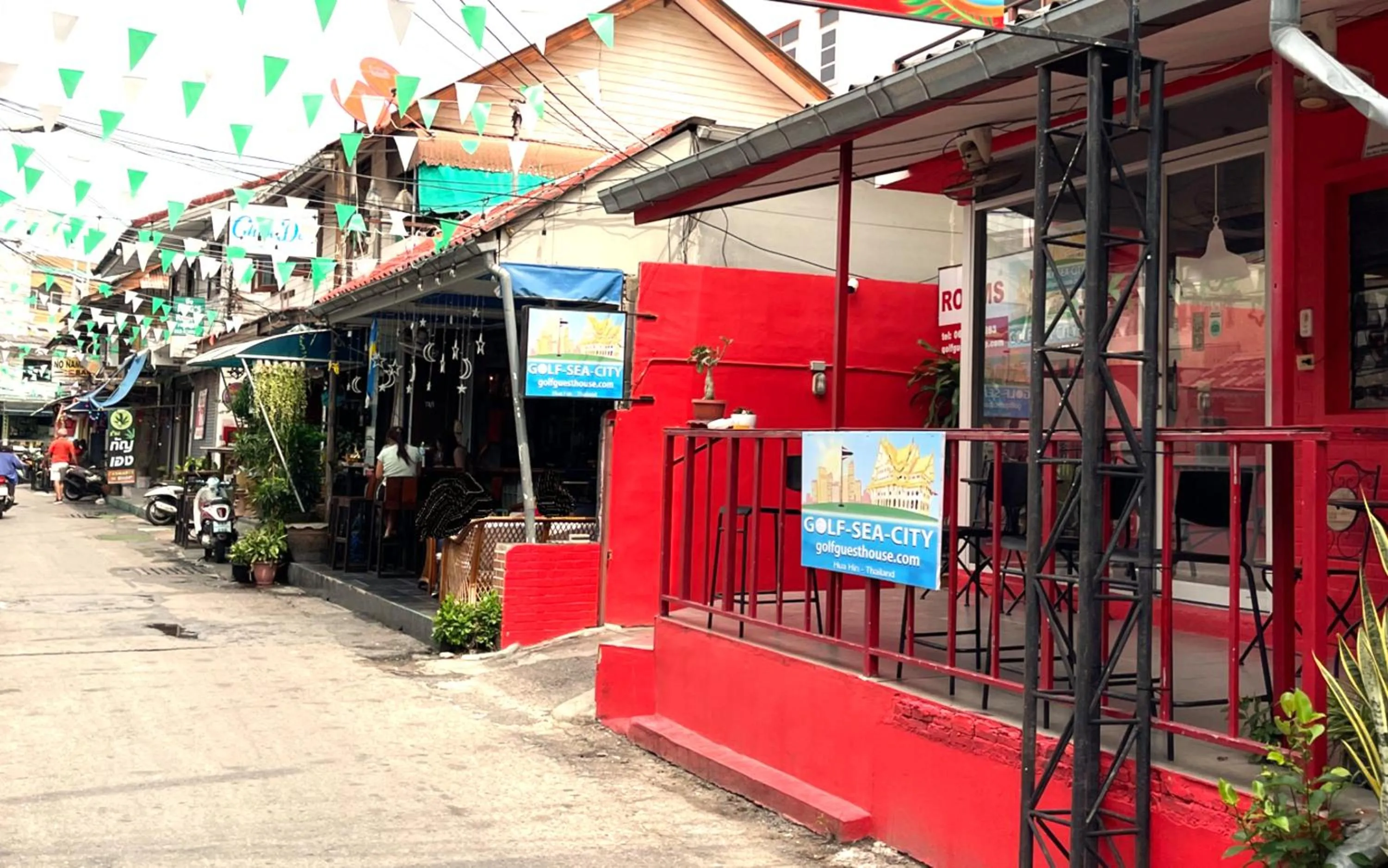 Property building in Golf-Sea-City Guest House