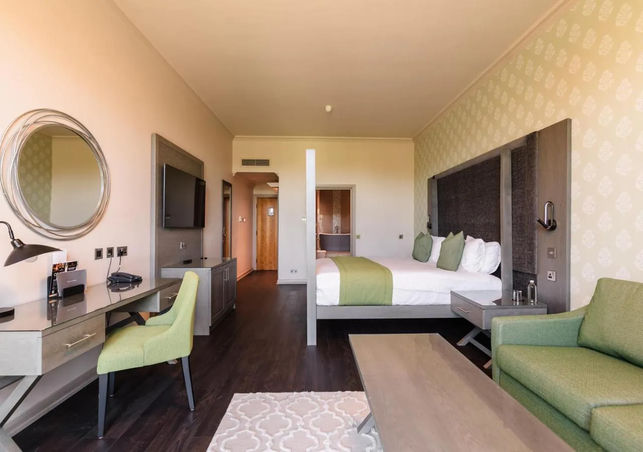 Bedroom, Bed in Vale Resort