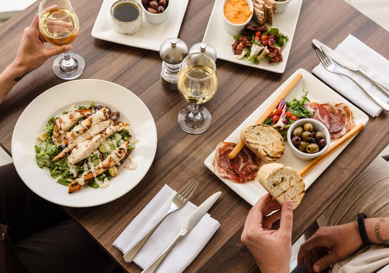 Food and drinks in Vale Resort