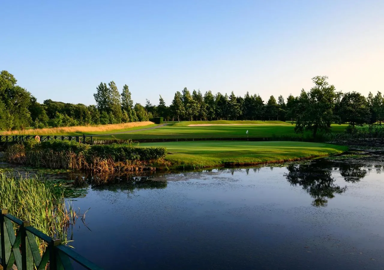 Nearby landmark in Vale Resort