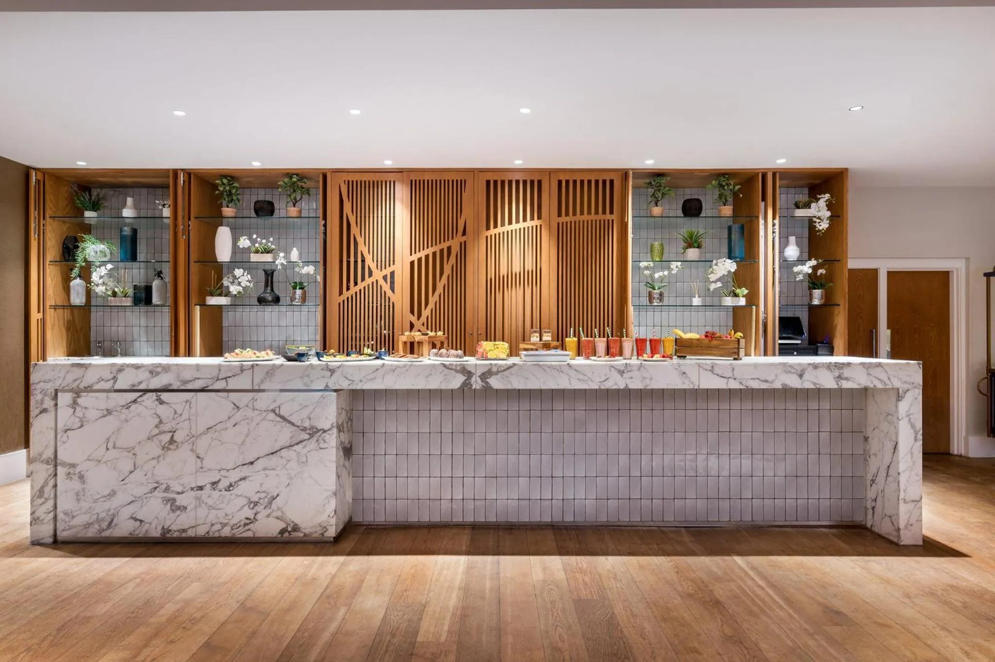 Restaurant/places to eat in Crowne Plaza Gerrards Cross by IHG