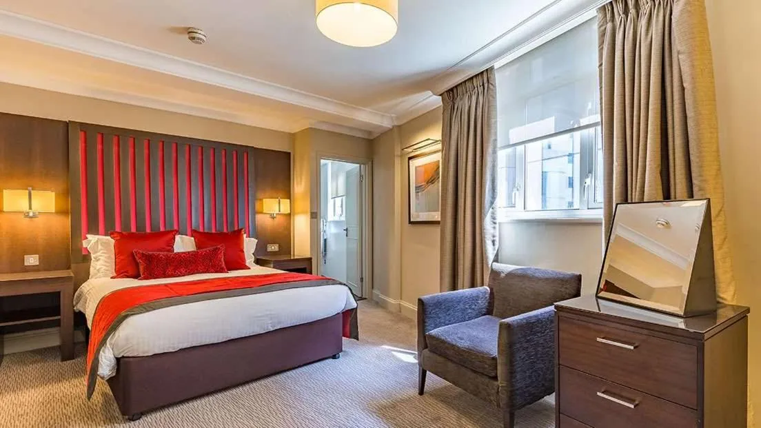 Bedroom, Bed in Grand Jersey Hotel and Spa