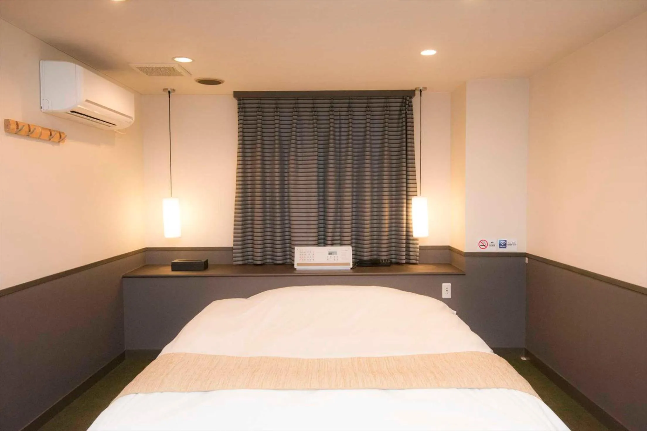 Bed in Hotel Double Funabashi
