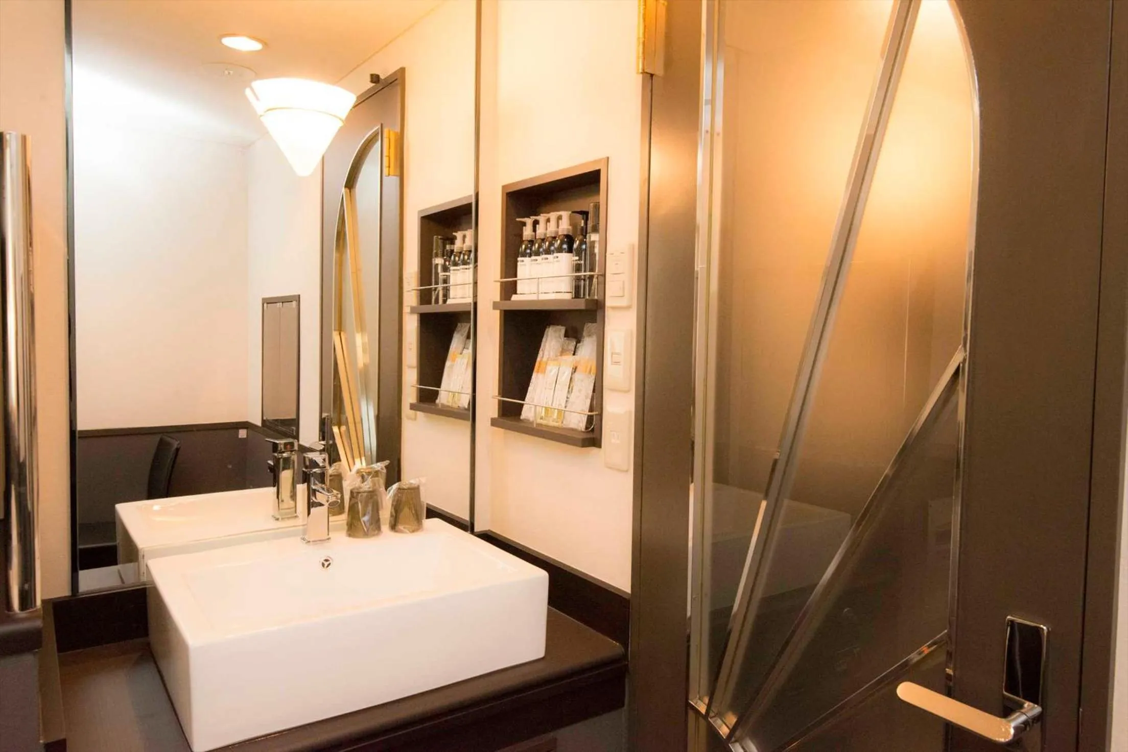 Hotel Double Funabashi